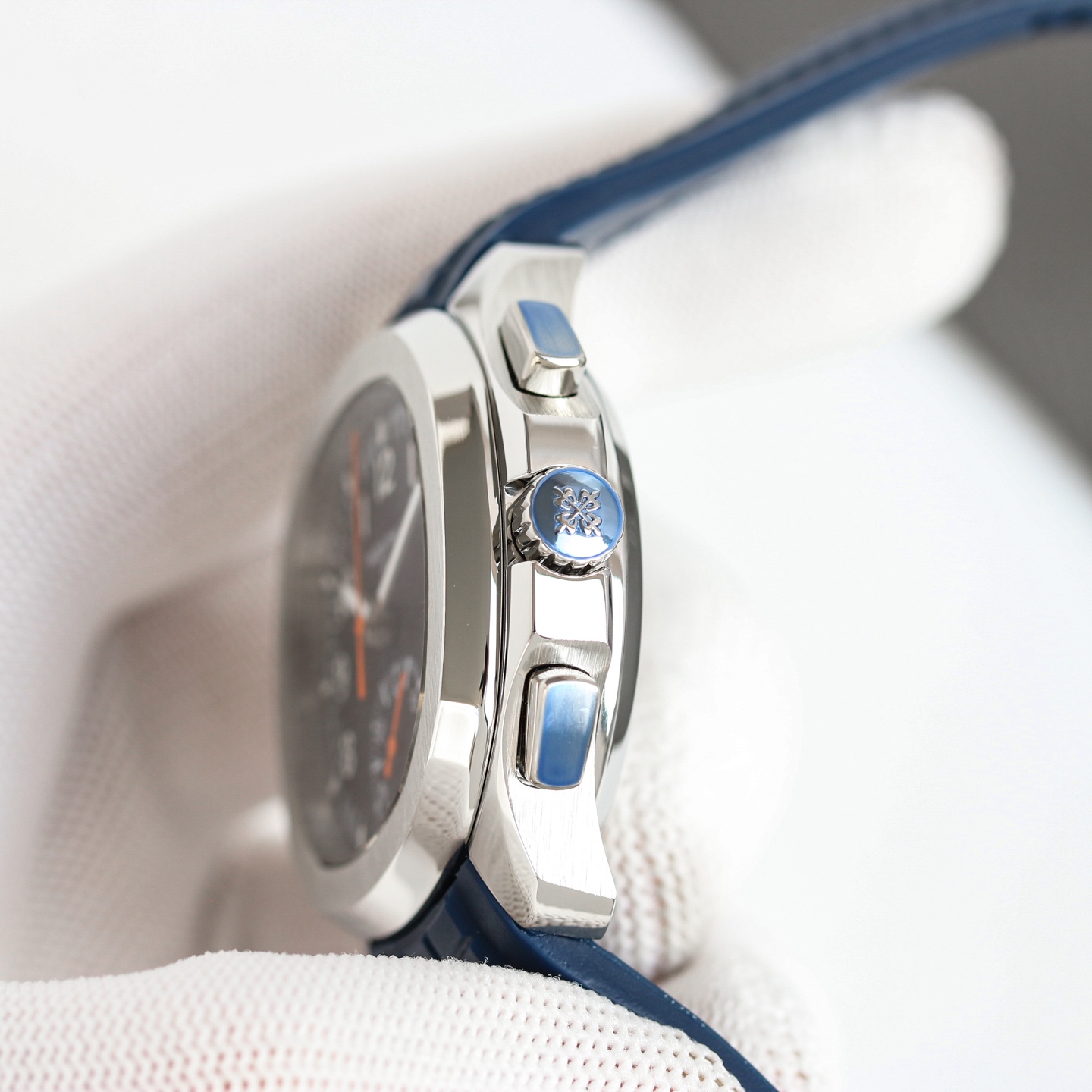 Patek Philippe 5968A-001 detail 7