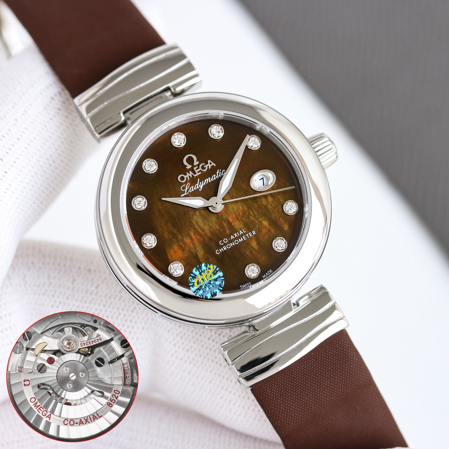 NO:764486,Gold Diamond Boutique V4 Version Omega/OMEGA De Ville LADYMATIC Bird's Nest Series Women's Mechanical Watch, equipped with Cal.(/8521) coaxial automatic mechanical movement, front and rear sapphire mirrors, colorful mother-of-pearl dial, original 1:1, the only company in the mold-making market that follows the original structural components for assembly, size 34mm/12mm, please pay attention to the details of the mechanical watch,,,omega19860909金 钻 精 品 V4版本  欧米茄 /OMEGA 碟飞LADYMATIC鸟巢系列女士机械腕表, 搭载Cal.(/8521)同轴自动机械机芯, 前后蓝宝石镜面,彩色珍珠贝母表盘,原版1:1 开模市场唯一一家跟足原装结构散件拼装,尺寸34mm/12mm,请认准细节机械腕表,,,omega,Watch