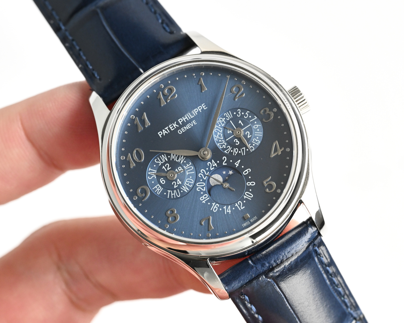 Patek Philippe Complications 5146G-001 Annual Calendar Moon Phases white gold case, blue dial, blue leather strap 39mm Men's Automatic