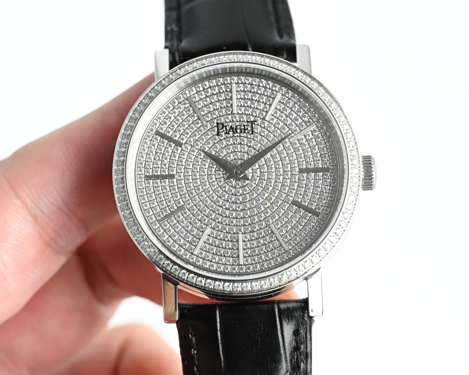 Piaget Altiplano rose gold case, diamond bezel, diamond-paved dial, brown leather strap 41mm Men's Manual