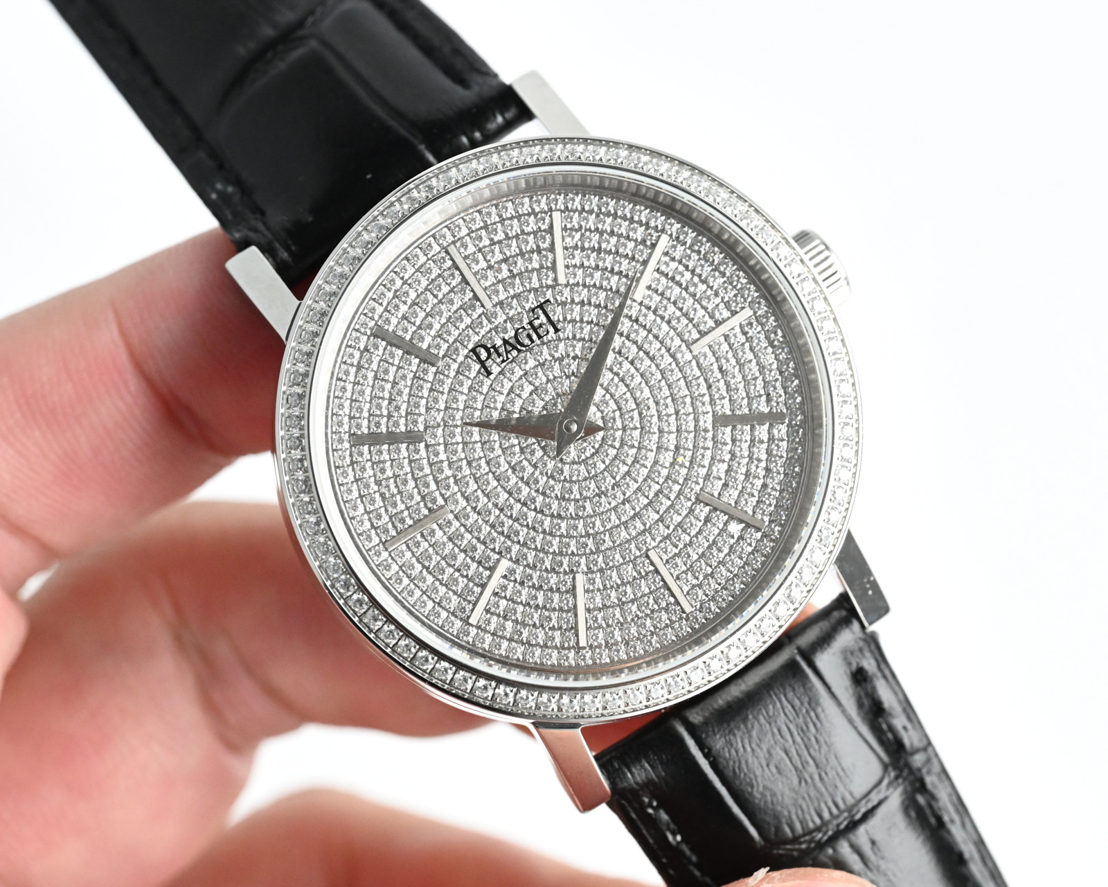 Piaget Altiplano rose gold case, diamond bezel, diamond-paved dial, brown leather strap 41mm Men's Manual