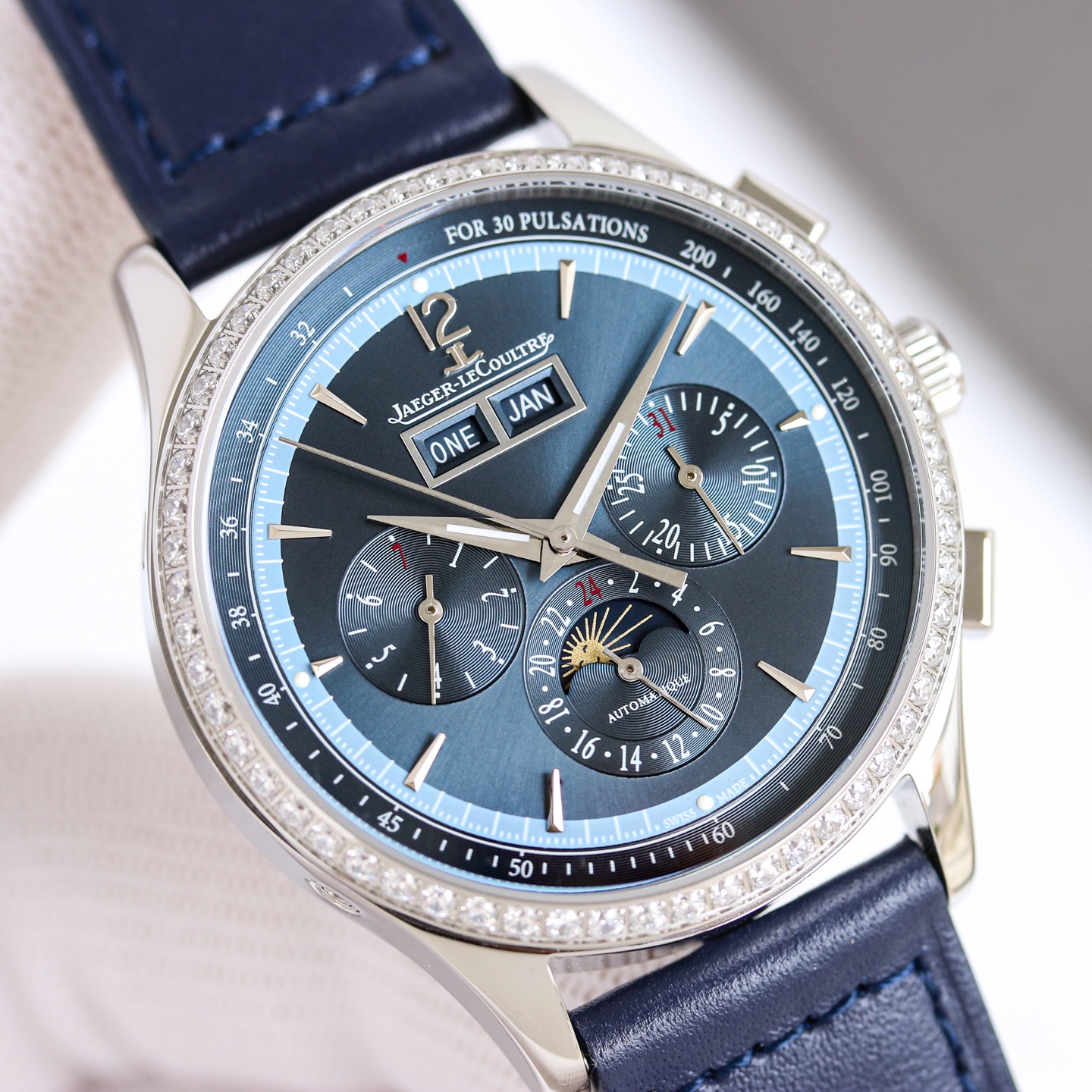 Jaeger-LeCoultre Master Control Chronograph Calendar 4138420 silver case, diamond bezel, blue dial, blue leather strap 40mm Men's Automatic