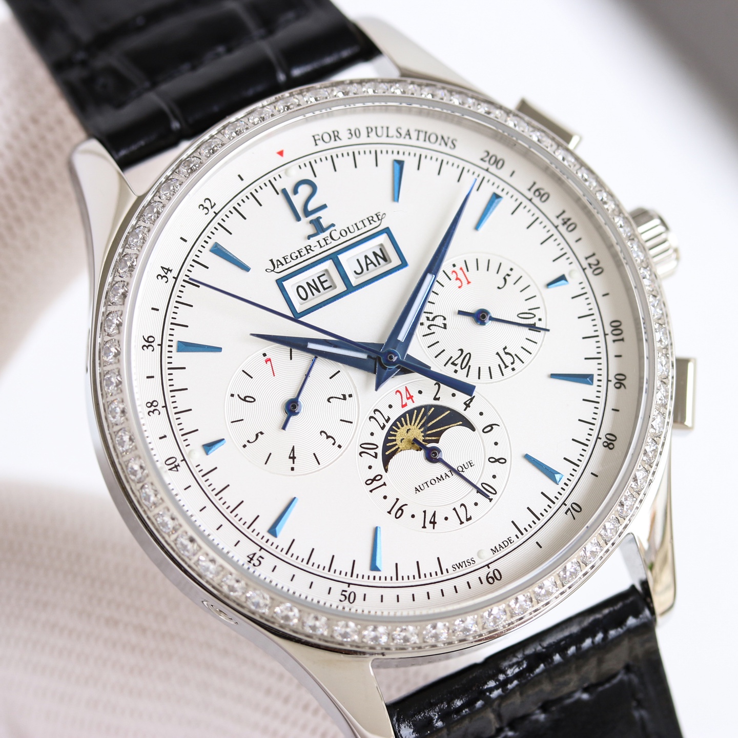 Jaeger-LeCoultre Master Control Calendar Chronograph 4138420 silver-tone diamond bezel white dial black leather strap 40mm Men's Automatic