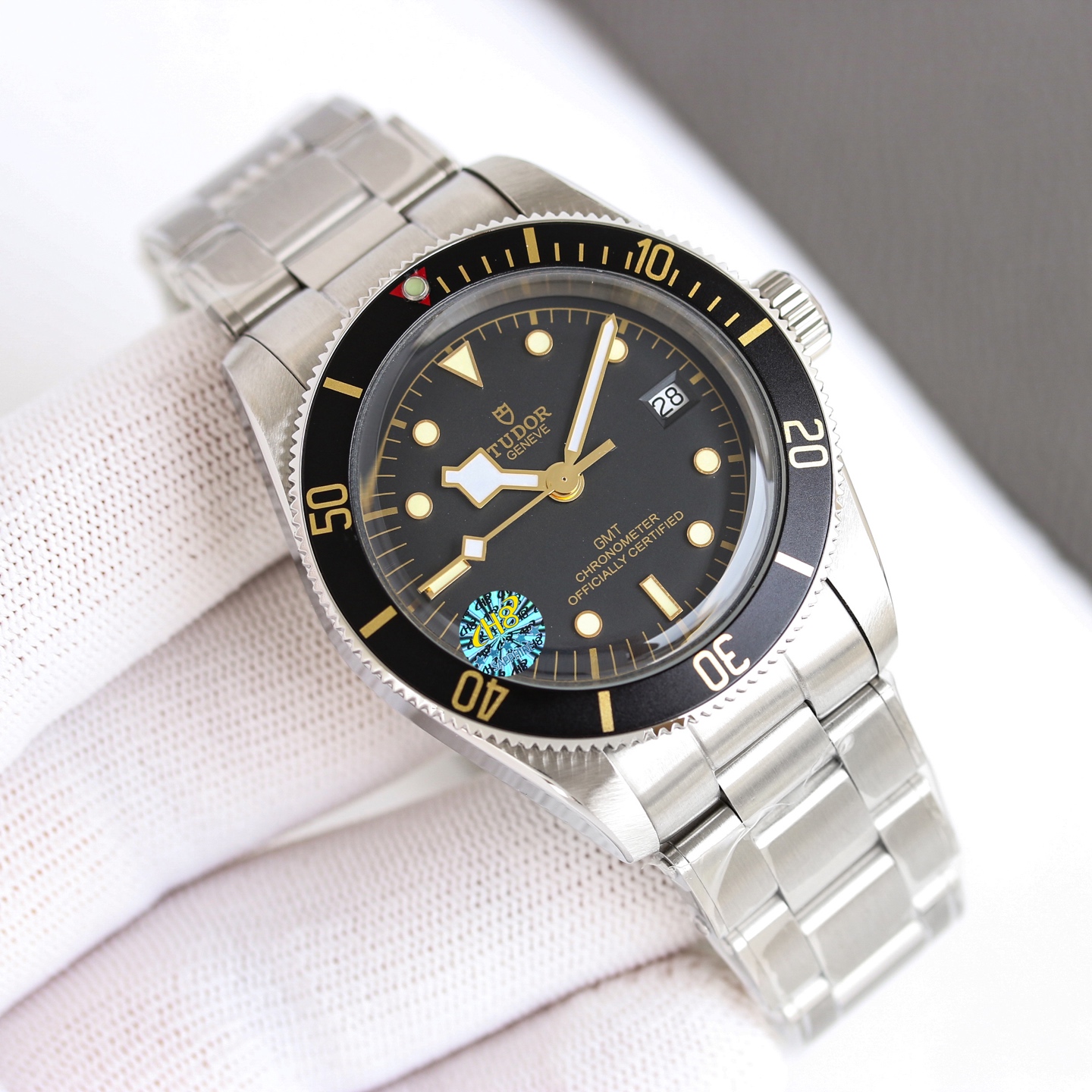 Tudor Black Bay 54 M79230G-0001 caixa e pulseira em aço inoxidável, moldura verde, mostrador preto 37 mm unissex automático