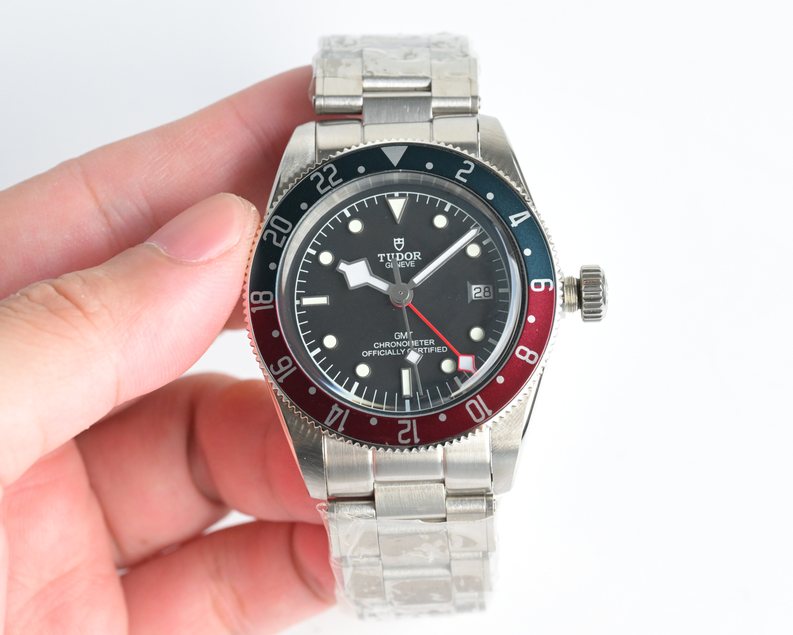 Tudor Black Bay GMT cassa in acciaio inossidabile, lunetta nera e bordeaux, quadrante nero, bracciale in acciaio 41 mm Automatico da uomo