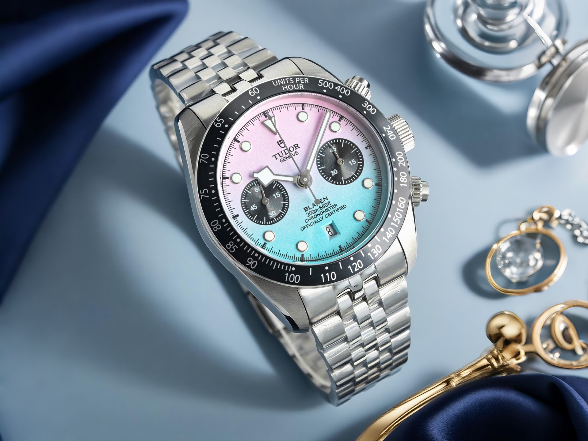 Tudor Black Bay Chrono cassa e bracciale in acciaio inossidabile, lunetta nera, quadrante rosa e blu 41 mm Automatico da uomo