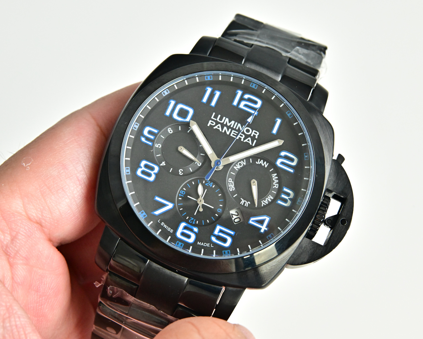 Panerai Luminor 1950 Chrono Monopulsante 8 Days GMT Ceramica black ceramic case / bezel, black dial, black metal bracelet 44mm Men's Automatic