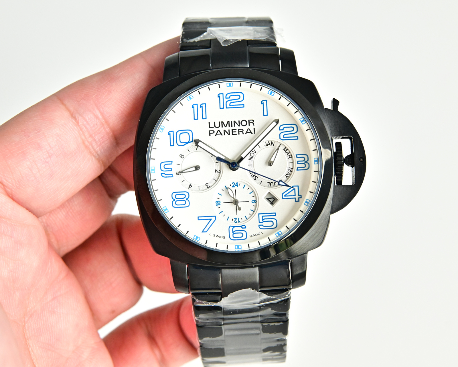 Panerai Luminor 1950 Chrono Monopulsante 8 Days GMT Ceramica black ceramic case / bezel, black dial, black metal bracelet 44mm Men's Automatic