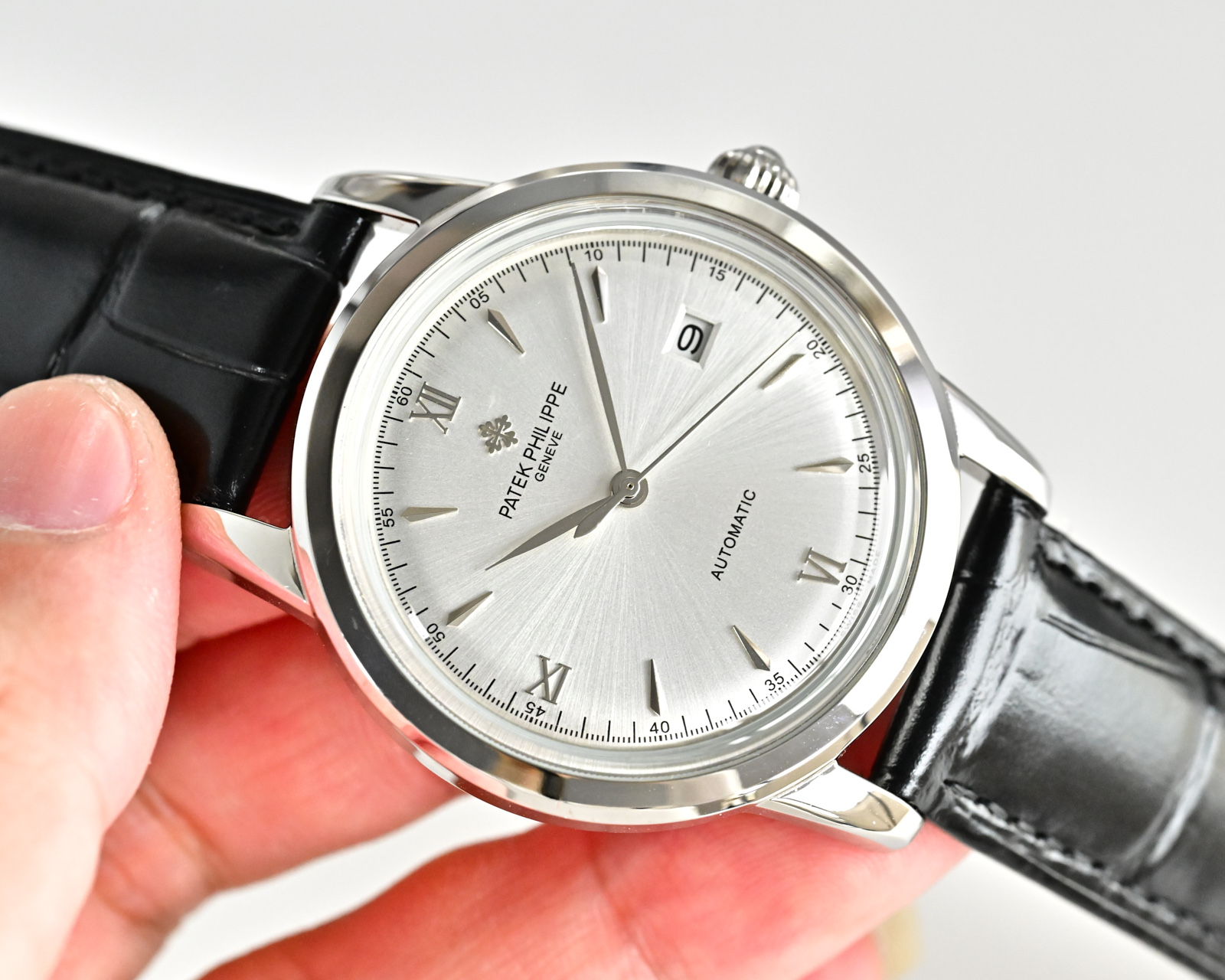 Patek Philippe Calatrava 5296G-001 white gold case bezel, silver dial, black leather strap 38mm Men's Automatic