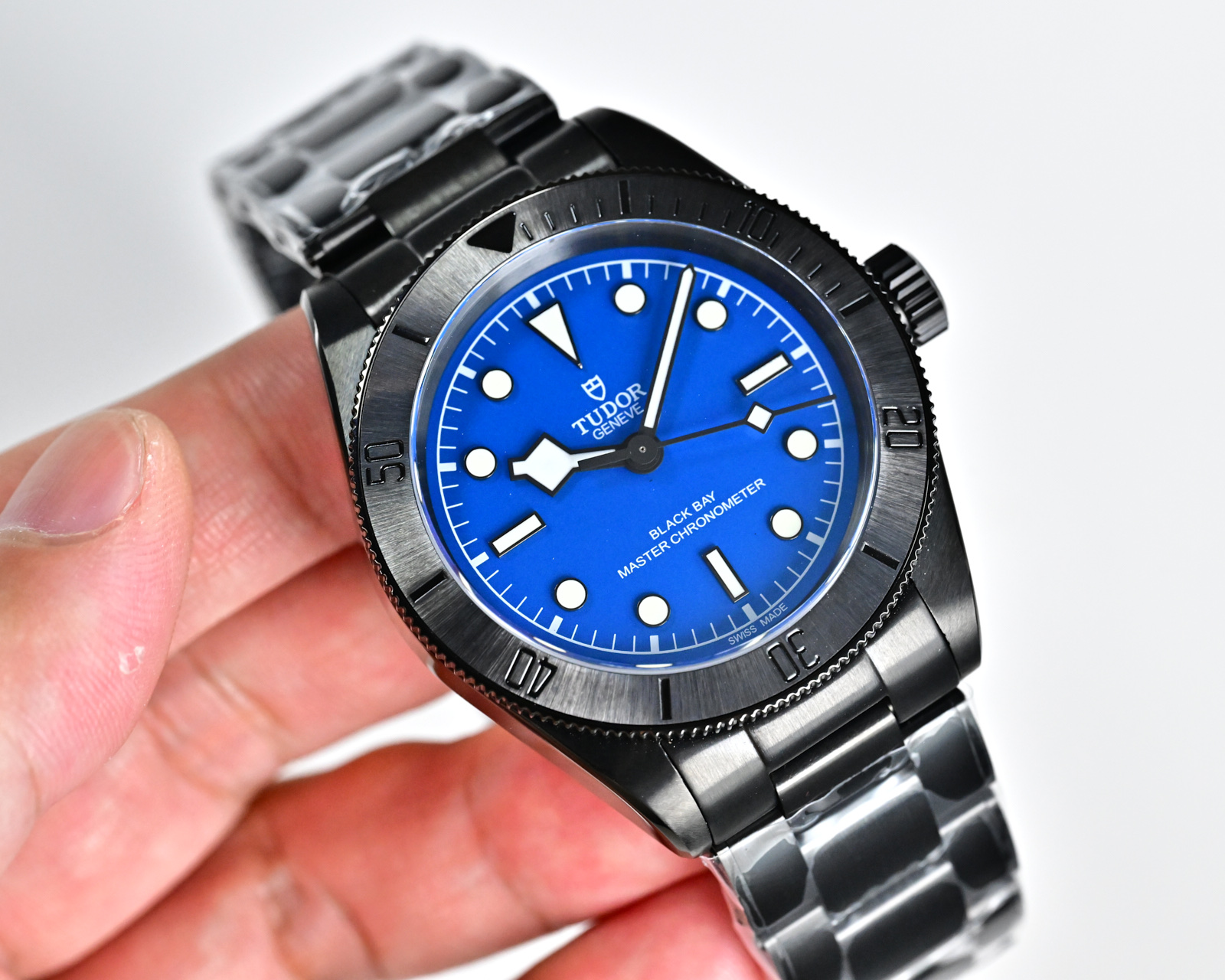 Tudor Black Bay Ceramic M79210CNU-0001 black ceramic case and bezel, black dial, black hybrid strap 41mm Men's Automatic