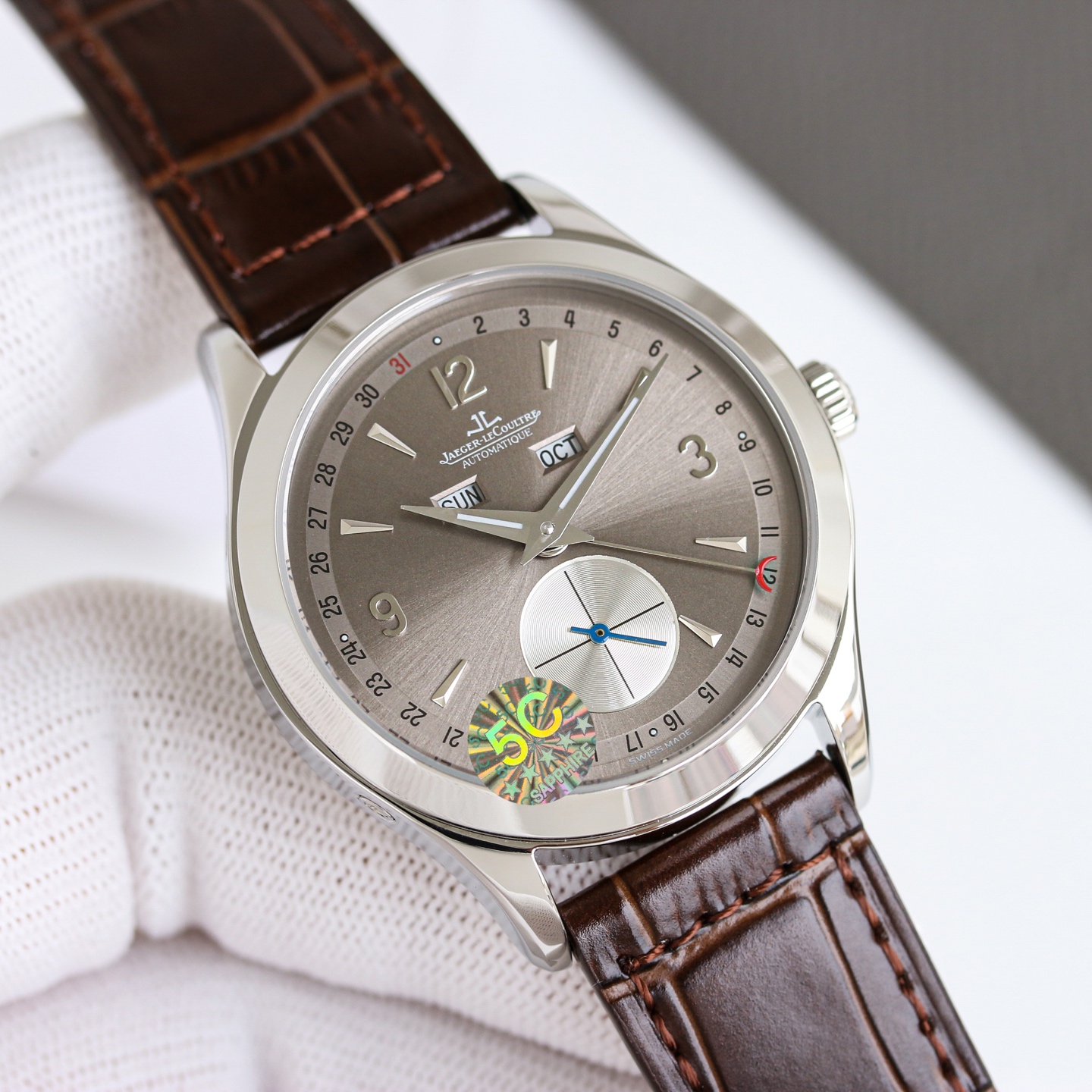 Jaeger-LeCoultre Master Calendar Q147242A rose gold case bezel, silver dial, black leather strap 40mm Men's Automatic