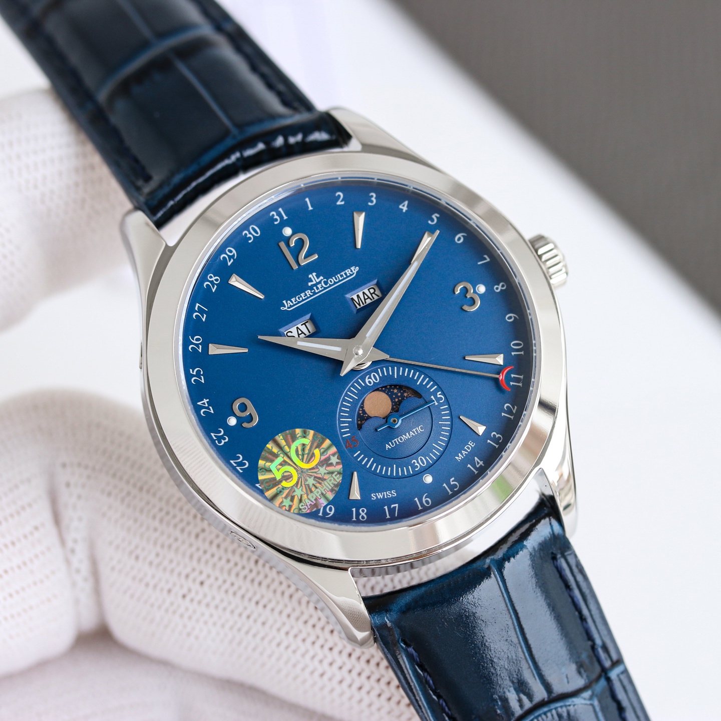 Jaeger-LeCoultre Master Calendar stainless steel case, silver dial, black leather strap 39mm Men's Automatic