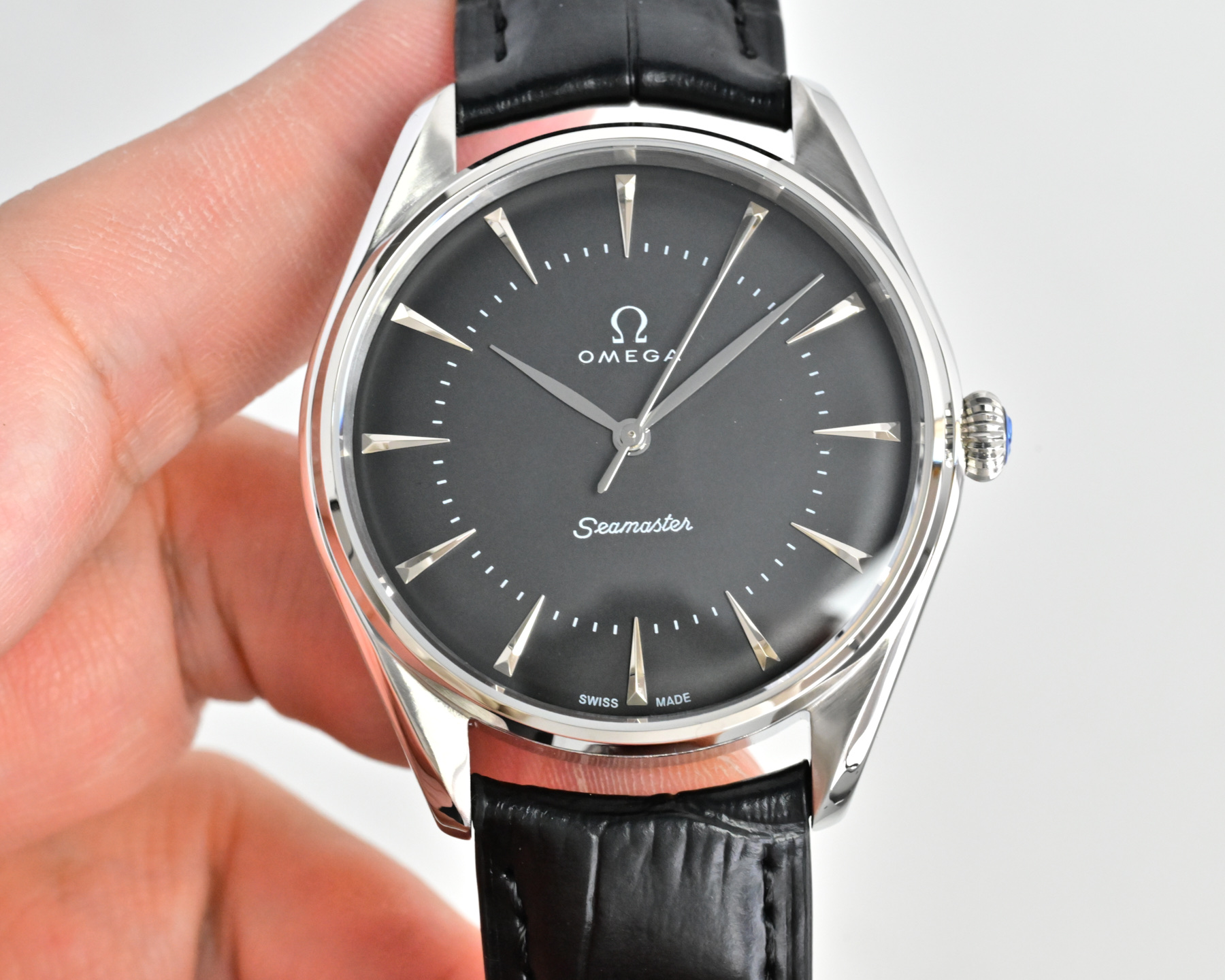 Omega Seamaster Aqua Terra cassa argento, quadrante nero, cinturino in pelle nera 38,5 mm automatico da uomo