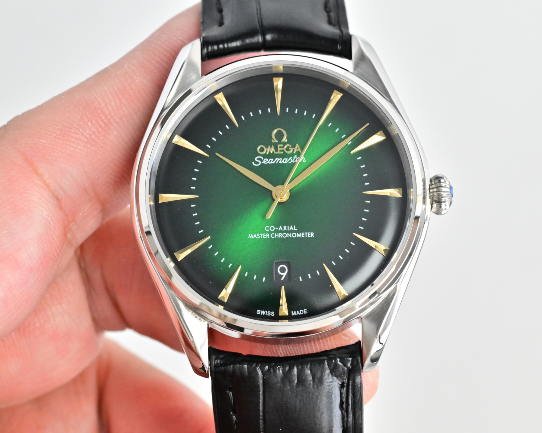 Omega Seamaster Aqua Terra cassa argento, quadrante nero, cinturino in pelle nera 38,5 mm automatico da uomo