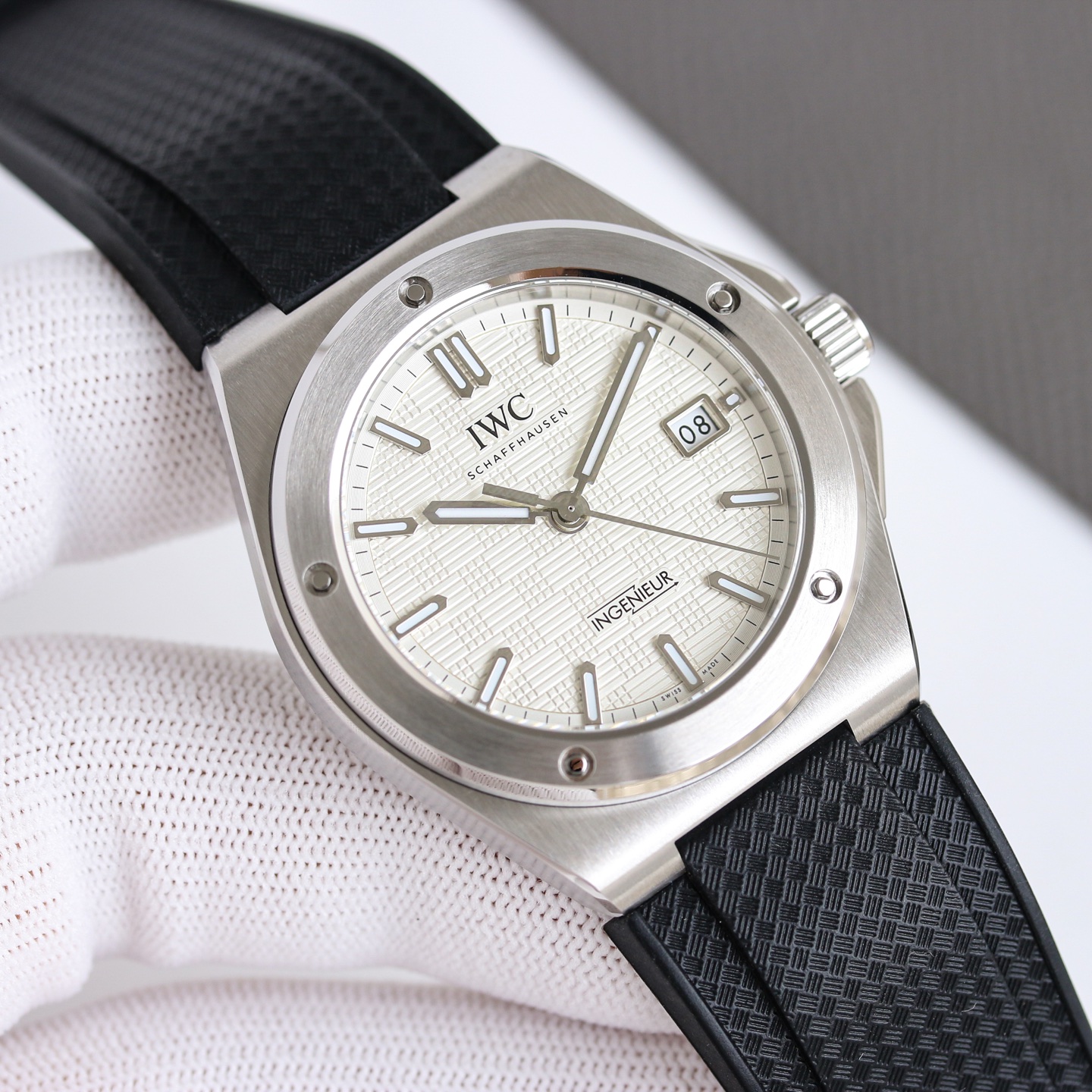 IWC Ingenieur Automatic 40 stainless steel case and bezel, black textured dial, black rubber strap 40mm Men's Automatic