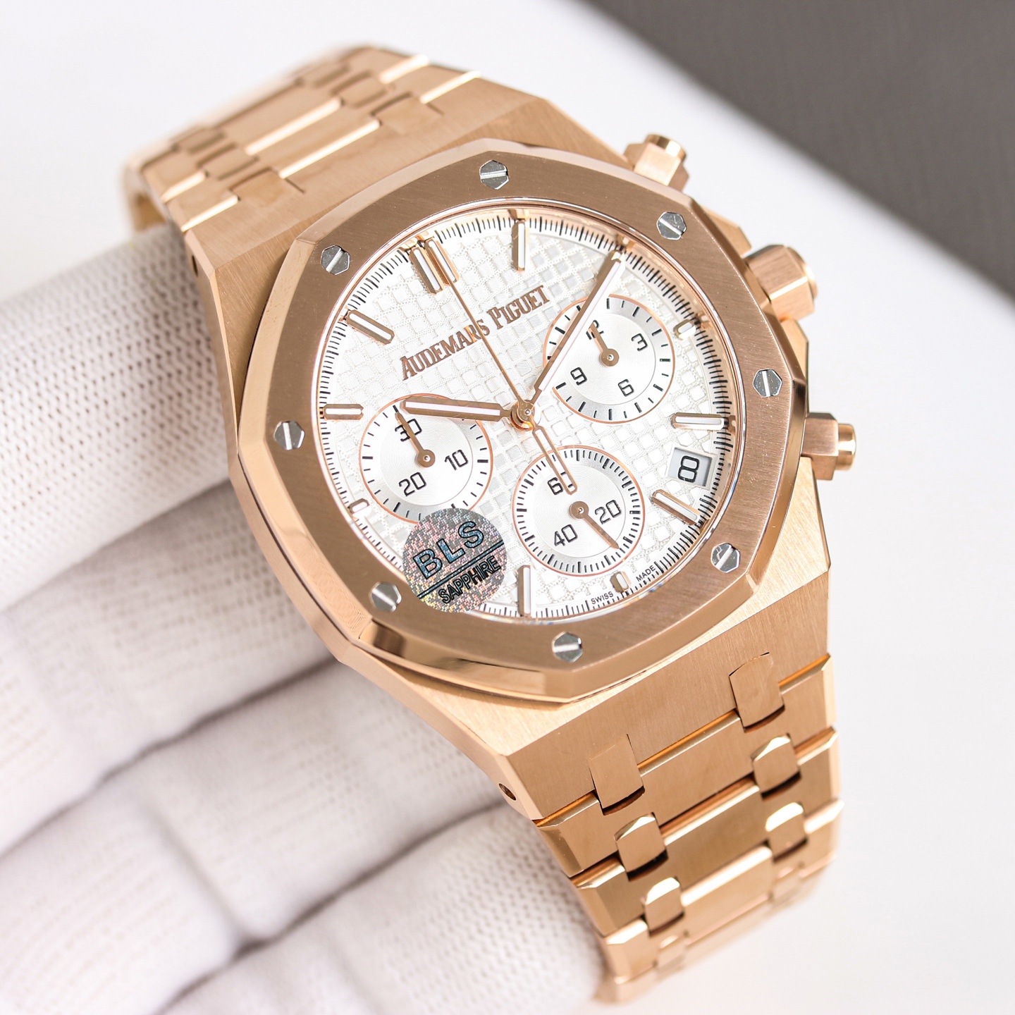 Audemars Piguet Royal Oak Chronograph 26420OR.OO.A125CR.01 rose gold case and bracelet, blue dial 41mm Men's Automatic