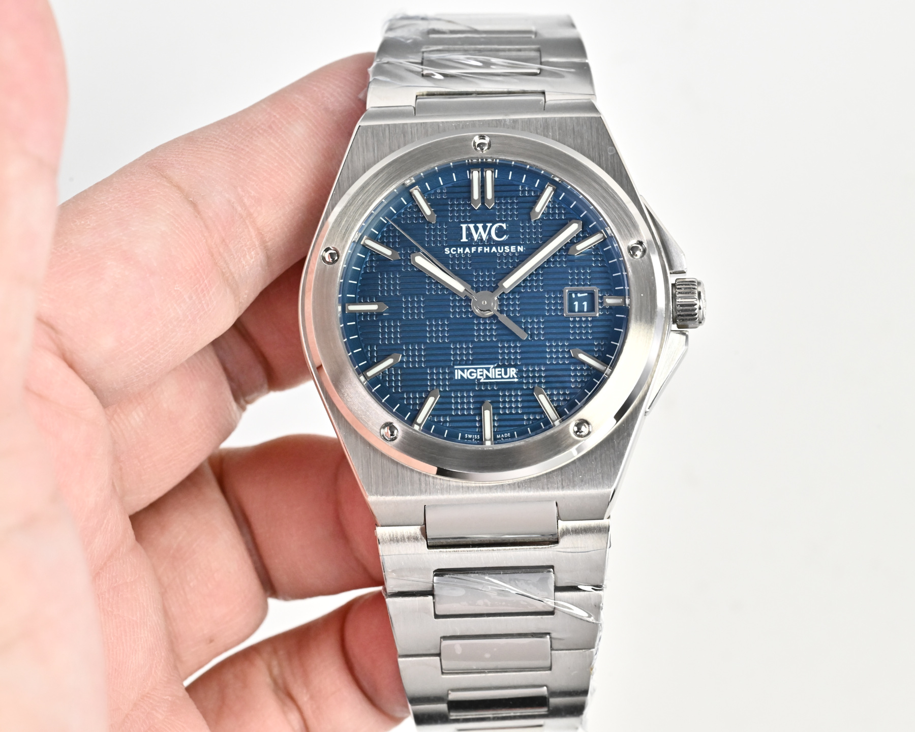 _d0D9sAzgr5_Nxh7wb2LcBoekC1P7G75u50RWh9w