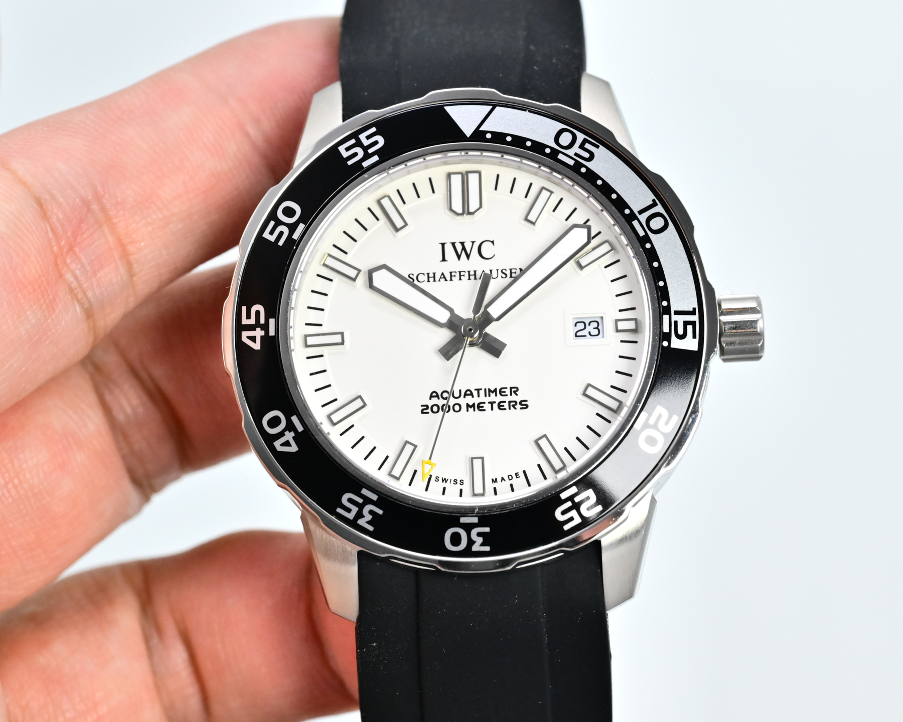 IWC Aquatimer Automatic 2000 caja de acero inoxidable, bisel negro, esfera blanca, correa de caucho negra 42 mm Automático para hombres