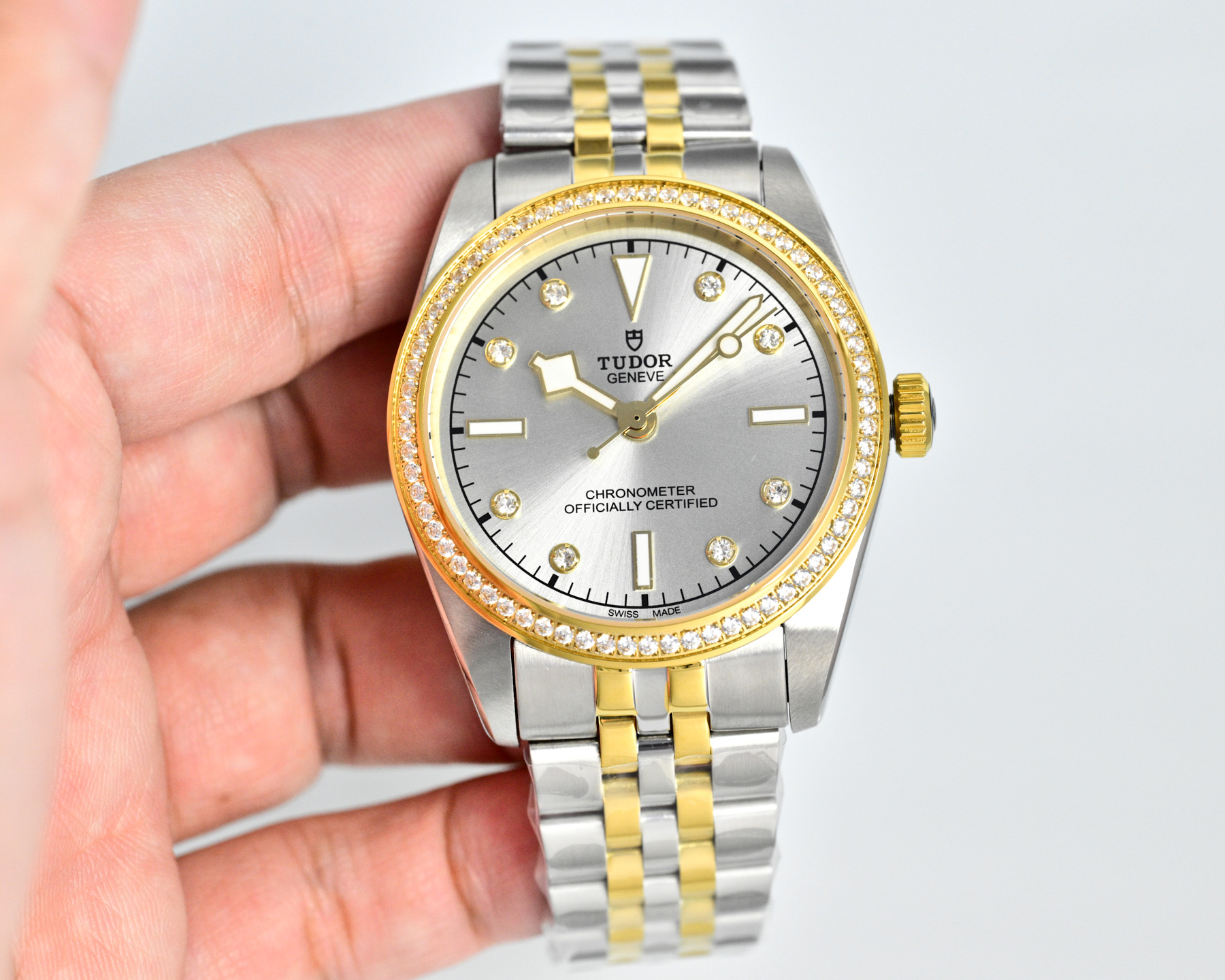 Tudor Black Bay 31 S&G Diamond Bezel steel and yellow gold case, diamond bezel, black dial, steel and yellow gold bracelet 31mm Unisex Automatic