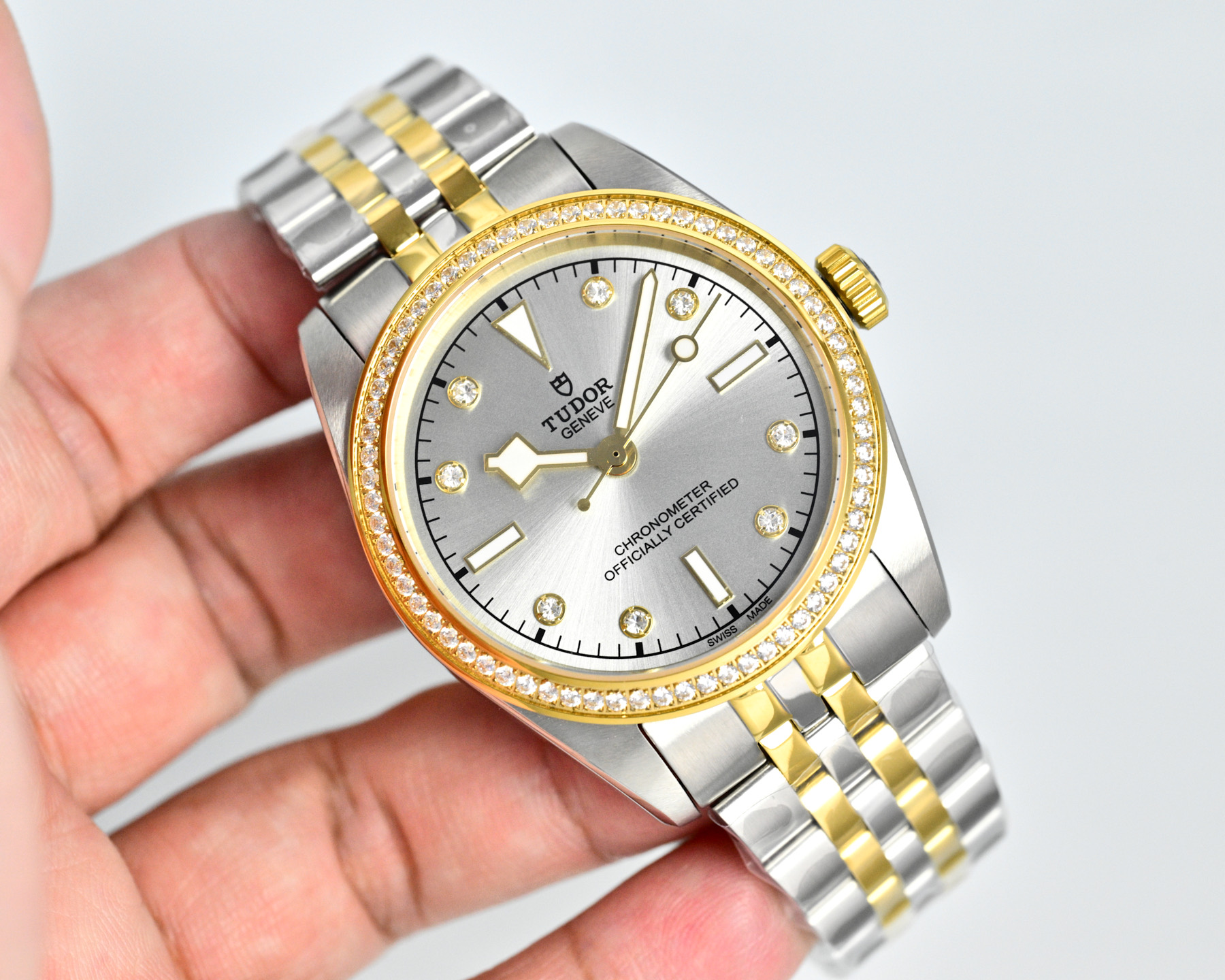 Tudor Black Bay 31 S&G Diamond Bezel steel and yellow gold case, diamond bezel, black dial, steel and yellow gold bracelet 31mm Unisex Automatic