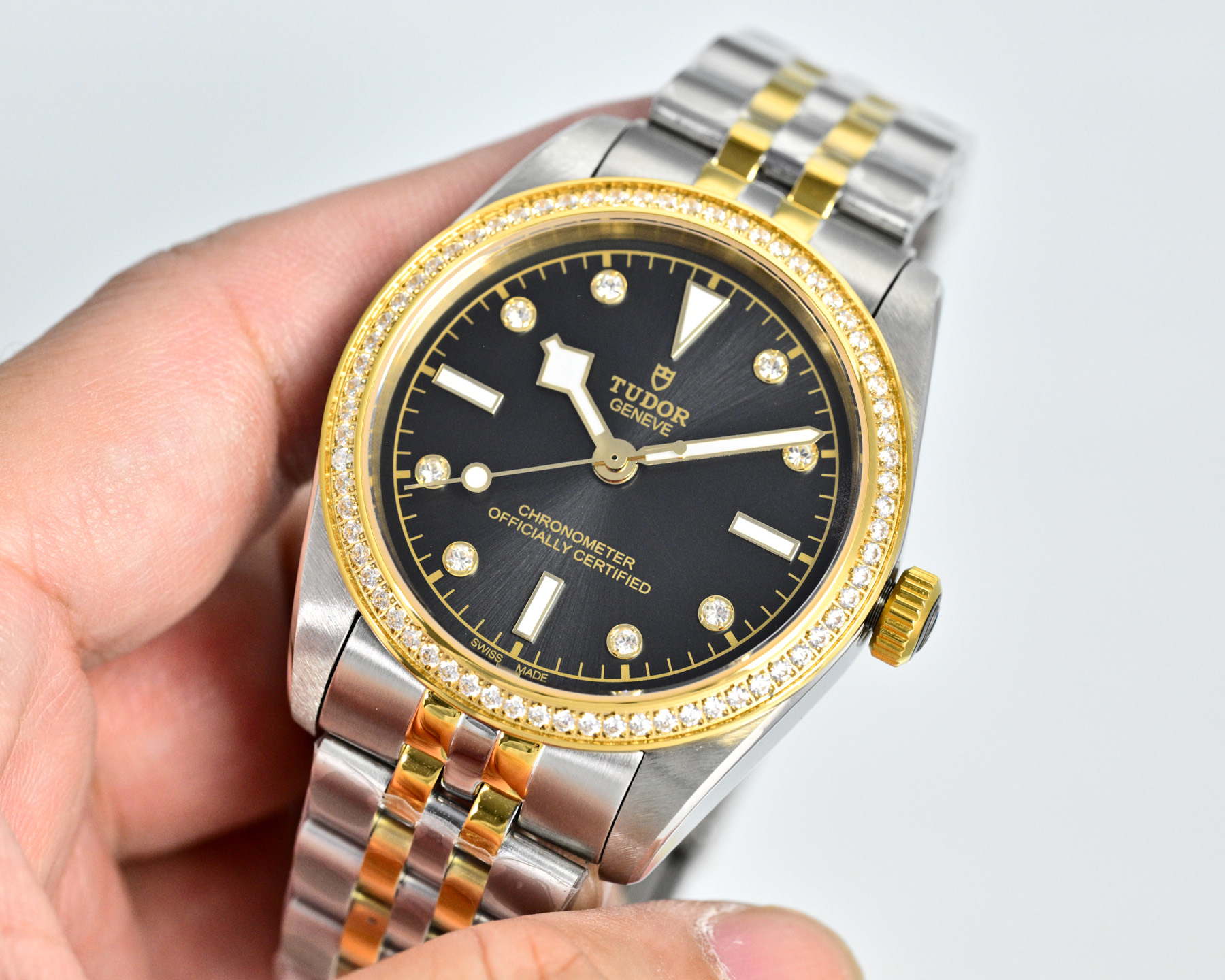 Tudor Black Bay 31 S&G Diamond Bezel steel and yellow gold case, diamond bezel, black dial, steel and yellow gold bracelet 31mm Unisex Automatic