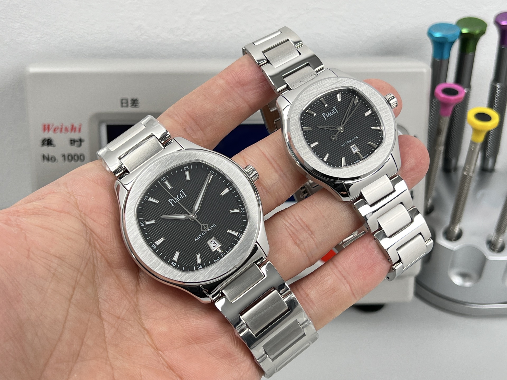 Piaget Polo Date G0A50016 Steel case and bracelet, black dial, silver bezel 42mm Men's Automatic