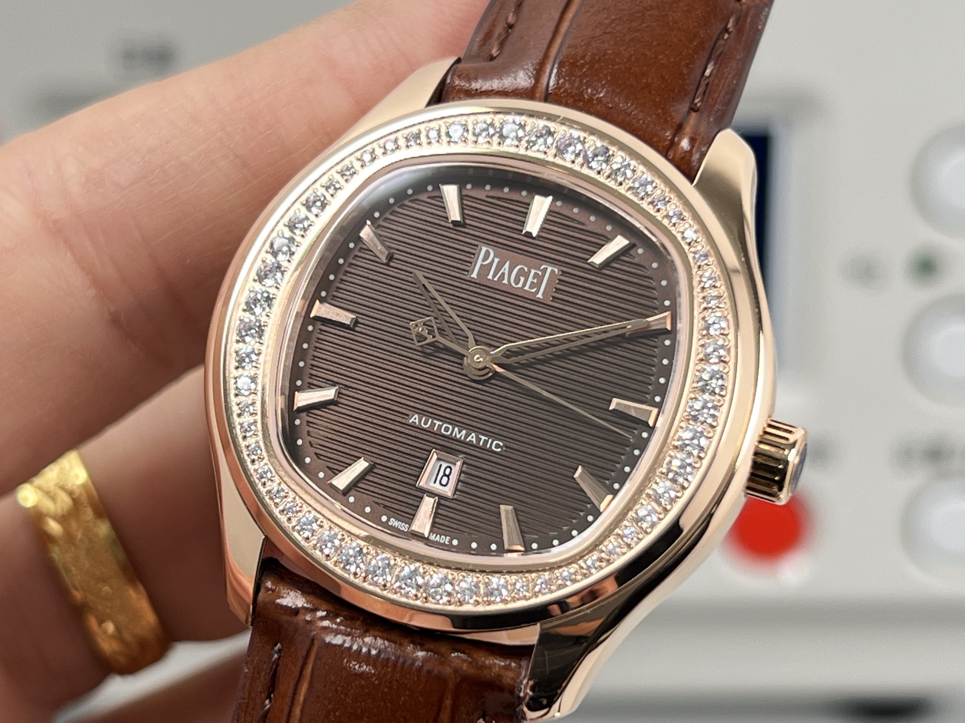 Piaget Polo Date G0A48021 Rose gold case, brown dial, dark brown leather strap 42mm Men's Automatic