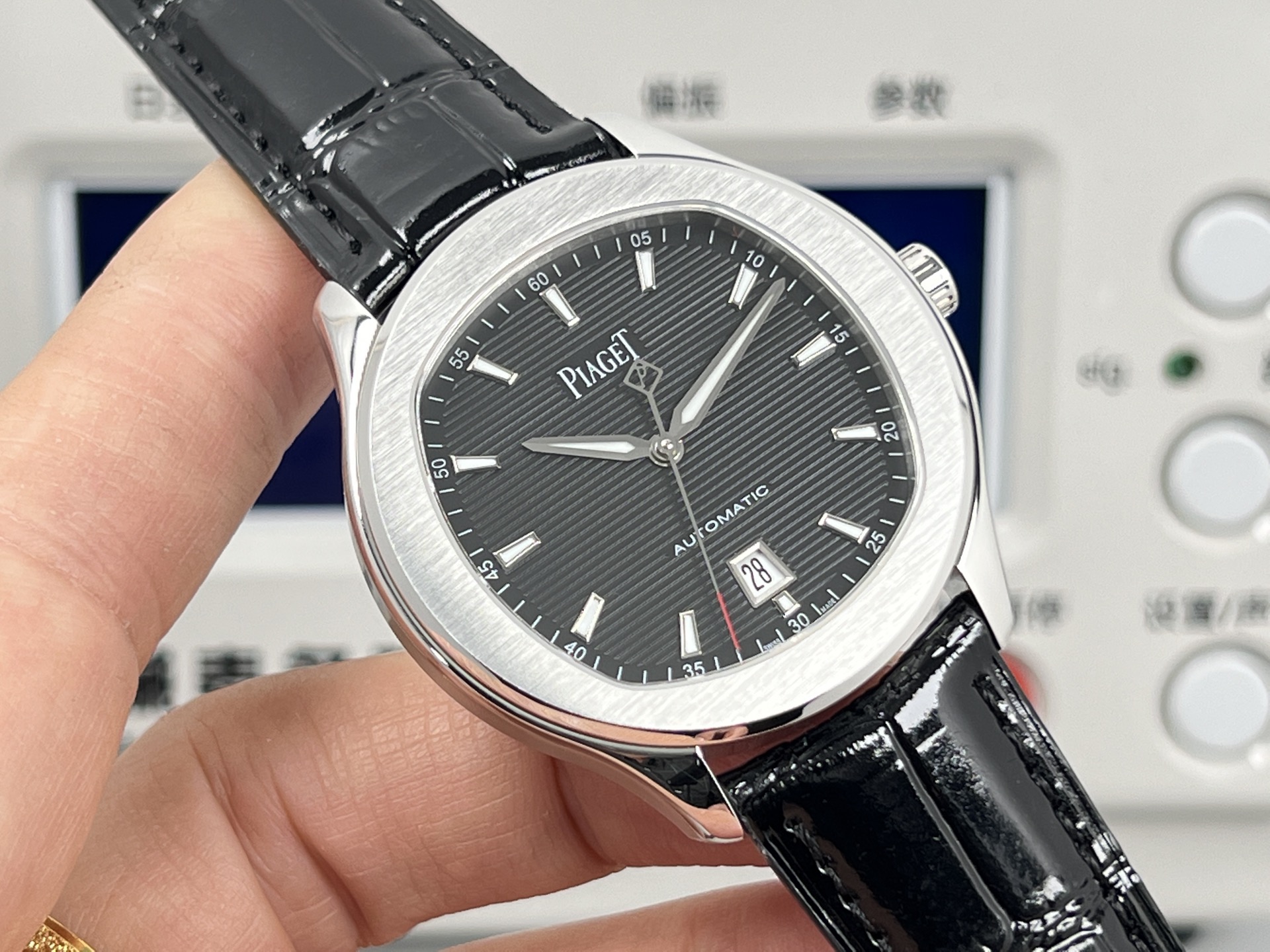 Piaget Polo Date stainless steel case and bezel, black dial, brown leather strap 36mm Unisex Automatic