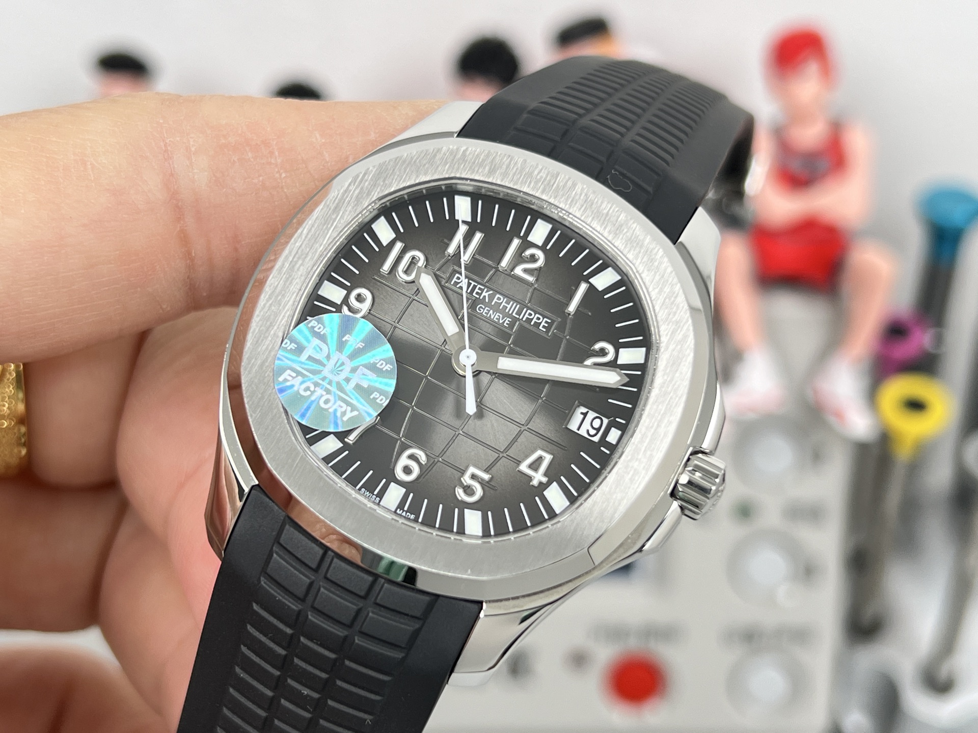 Patek Philippe Watches 1 1 4 g white shell — photo 5