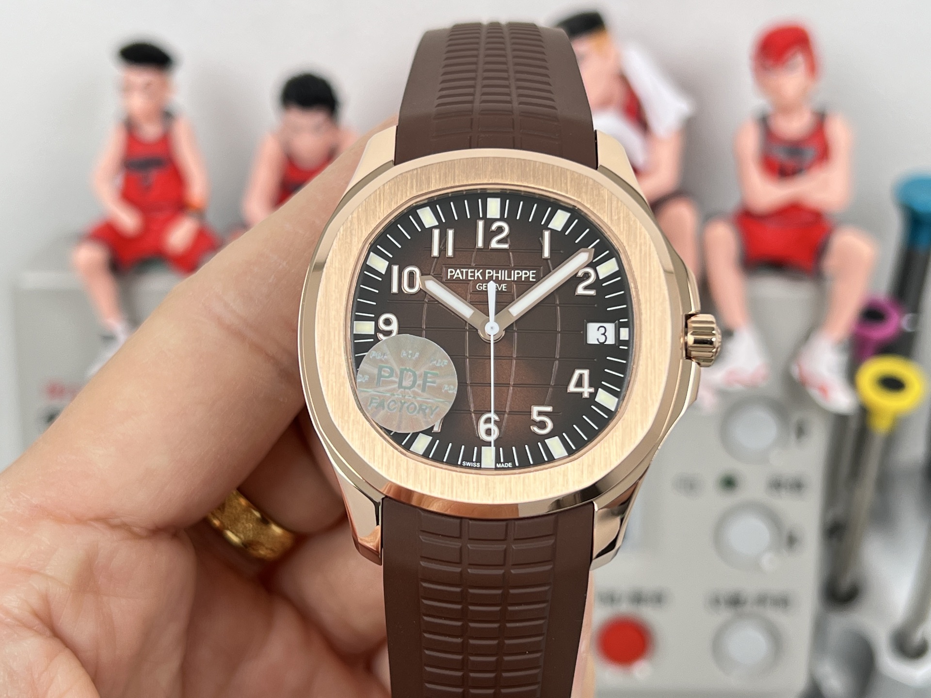 Patek Philippe Aquanaut 5167R-001 rose gold case, brown bezel, brown dial, brown rubber strap 40mm Men's Automatic