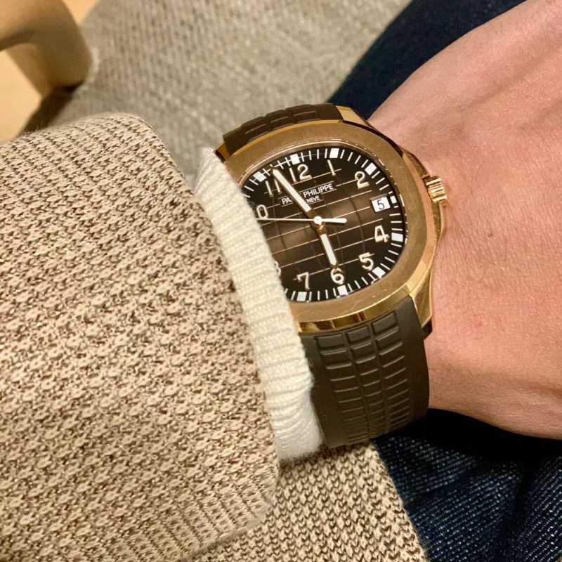 Patek Philippe Aquanaut 5167R-001 rose gold case, brown bezel, brown dial, brown rubber strap 40mm Men's Automatic