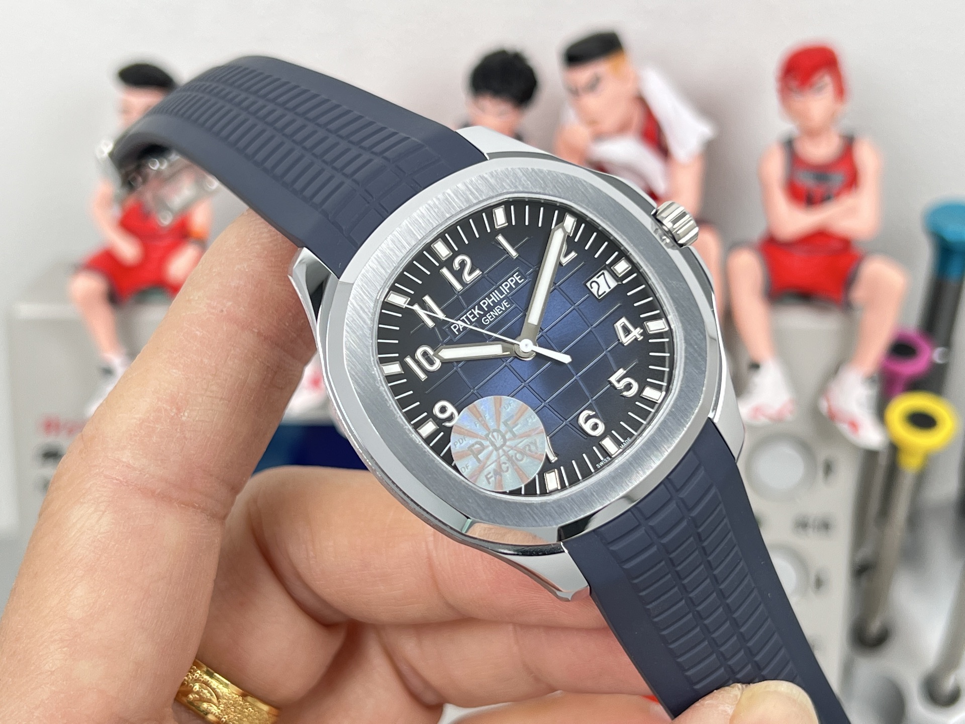 Patek Philippe Aquanaut 5168G-001 cassa in oro bianco, quadrante blu, cinturino in caucciù blu 42,2 mm Automatico da uomo