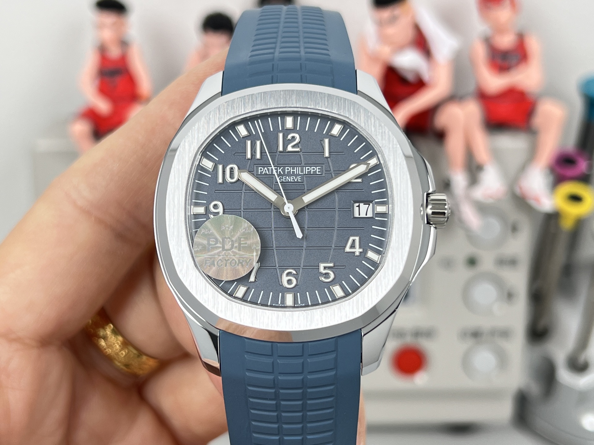 Patek Philippe Aquanaut blue rubber strap, silver case, gray dial 40mm Men's Automatic