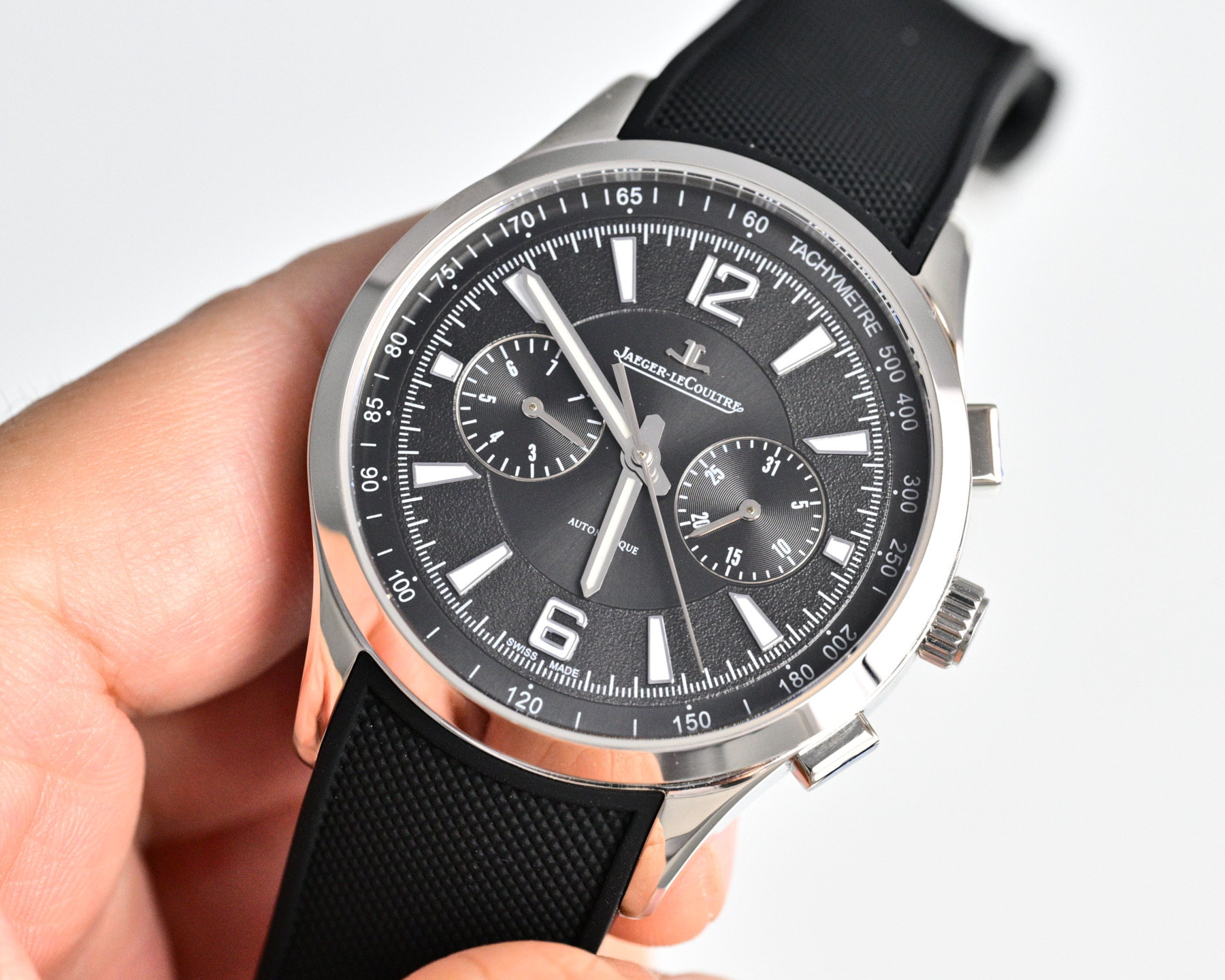 Jaeger-LeCoultre Master Compressor Chronograph stainless steel case, black bezel scale, black dial, black rubber strap 41.5mm Men's Automatic
