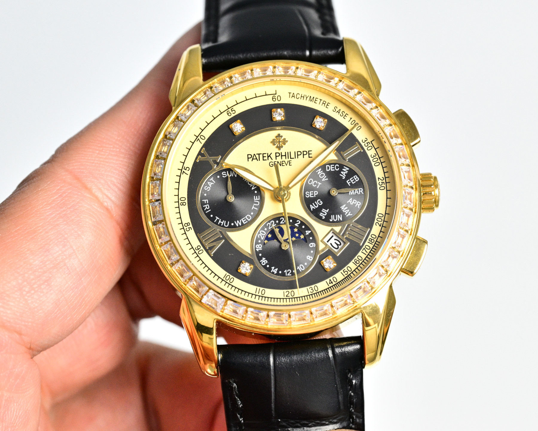 Patek Philippe Perpetual Calendar Chronograph 5270P-082 yellow gold case, white dial, black leather strap 42mm Men's Automatic