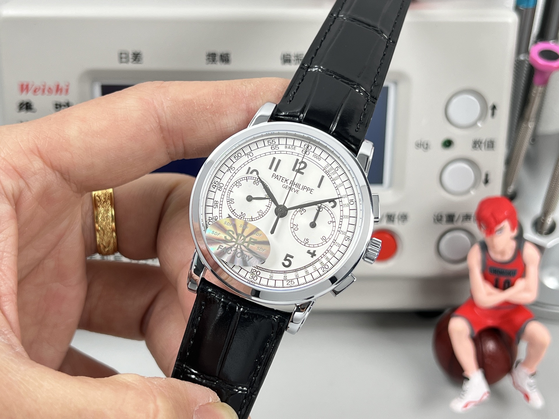 Patek Philippe Calatrava Chronograph white dial, steel case, black leather strap 40mm Men's Automatic