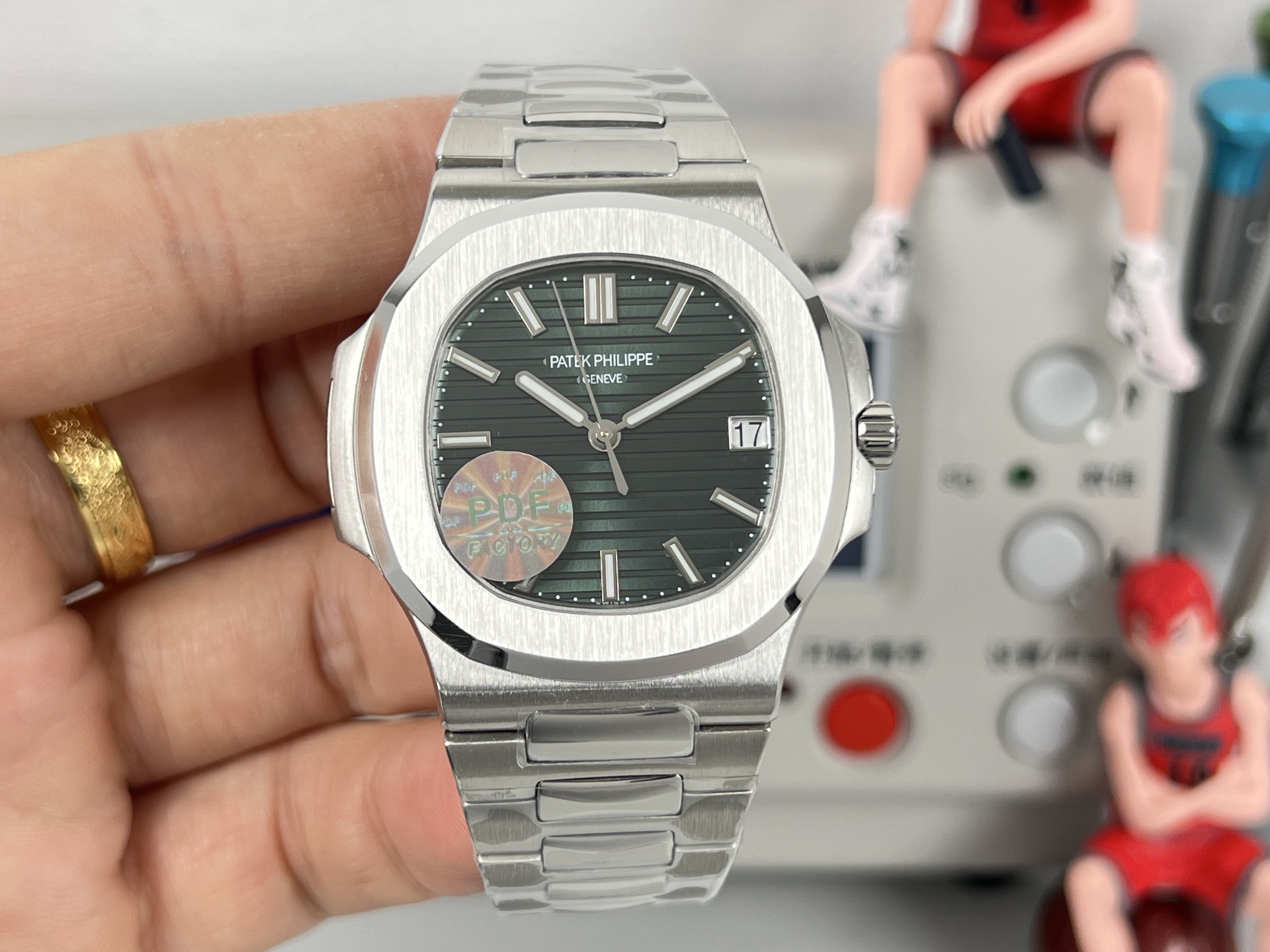 Patek Philippe Nautilus 5711 / 1A Boîtier en acier, lunette en acier, cadran noir, bracelet en acier 40 mm Automatique pour homme