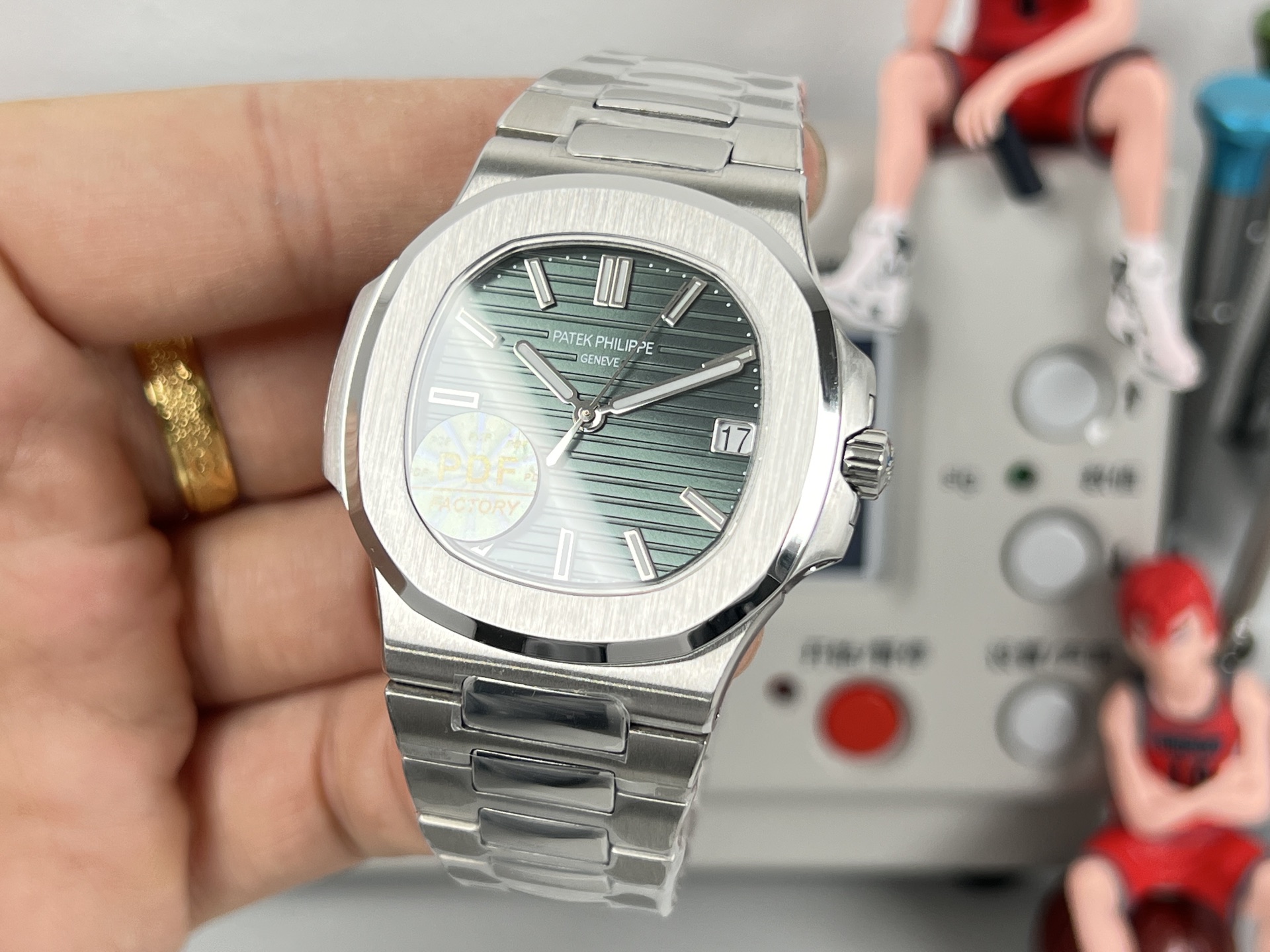 Patek Philippe Nautilus 5711 / 1A Boîtier en acier, lunette en acier, cadran noir, bracelet en acier 40 mm Automatique pour homme
