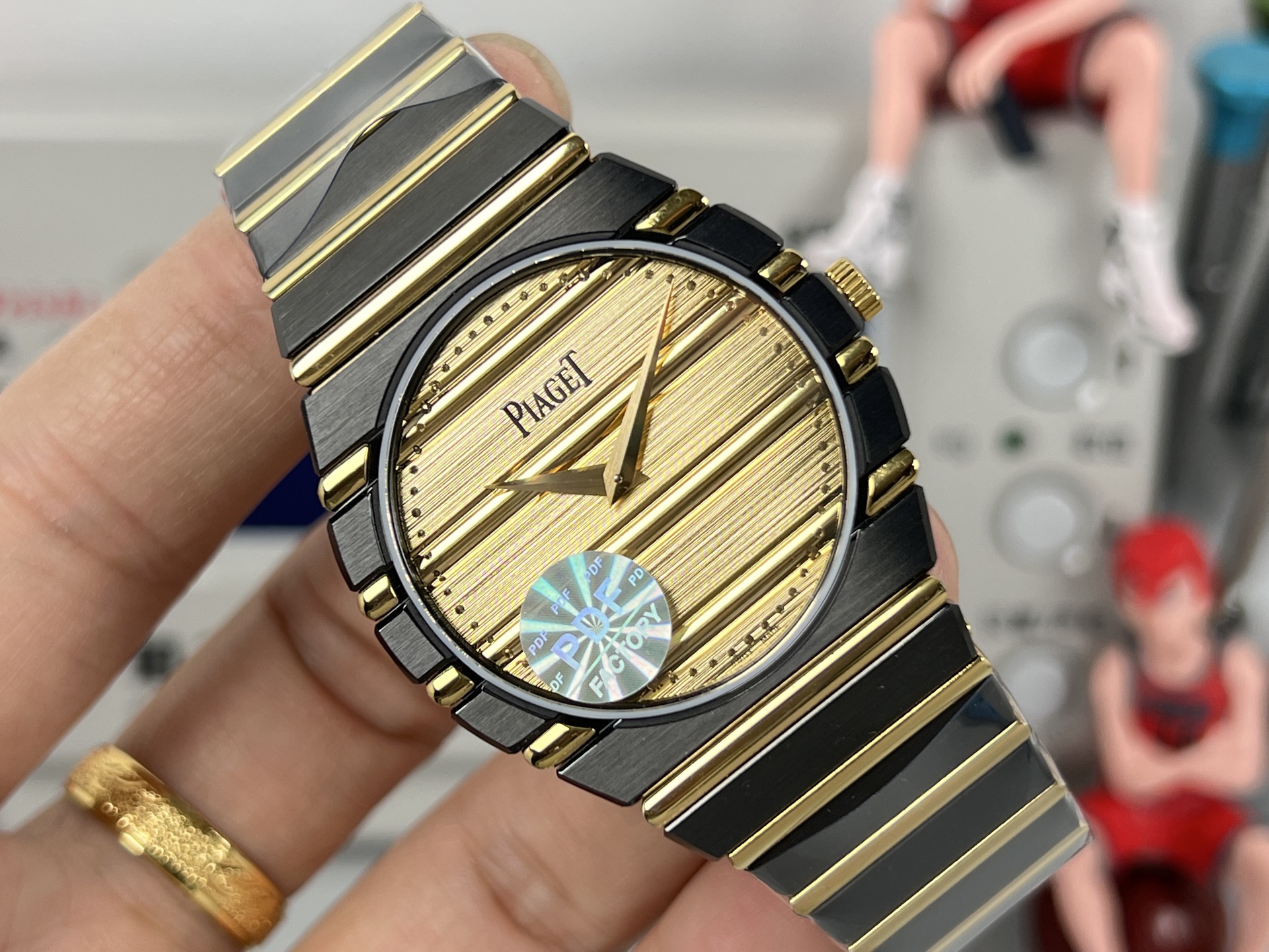 Piaget Polo Date two-tone yellow gold and steel case / bezel / bracelet, cream dial 36mm Men's Quartz