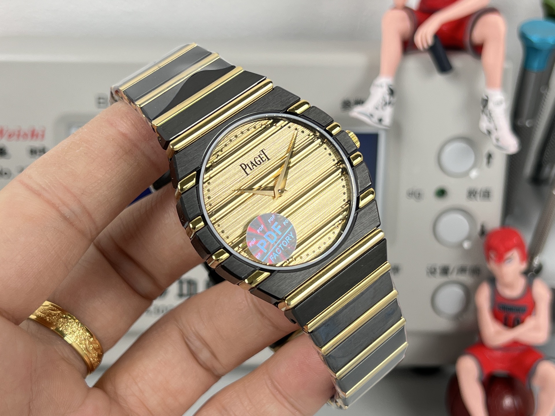 Piaget Polo Date two-tone yellow gold and steel case / bezel / bracelet, cream dial 36mm Men's Quartz