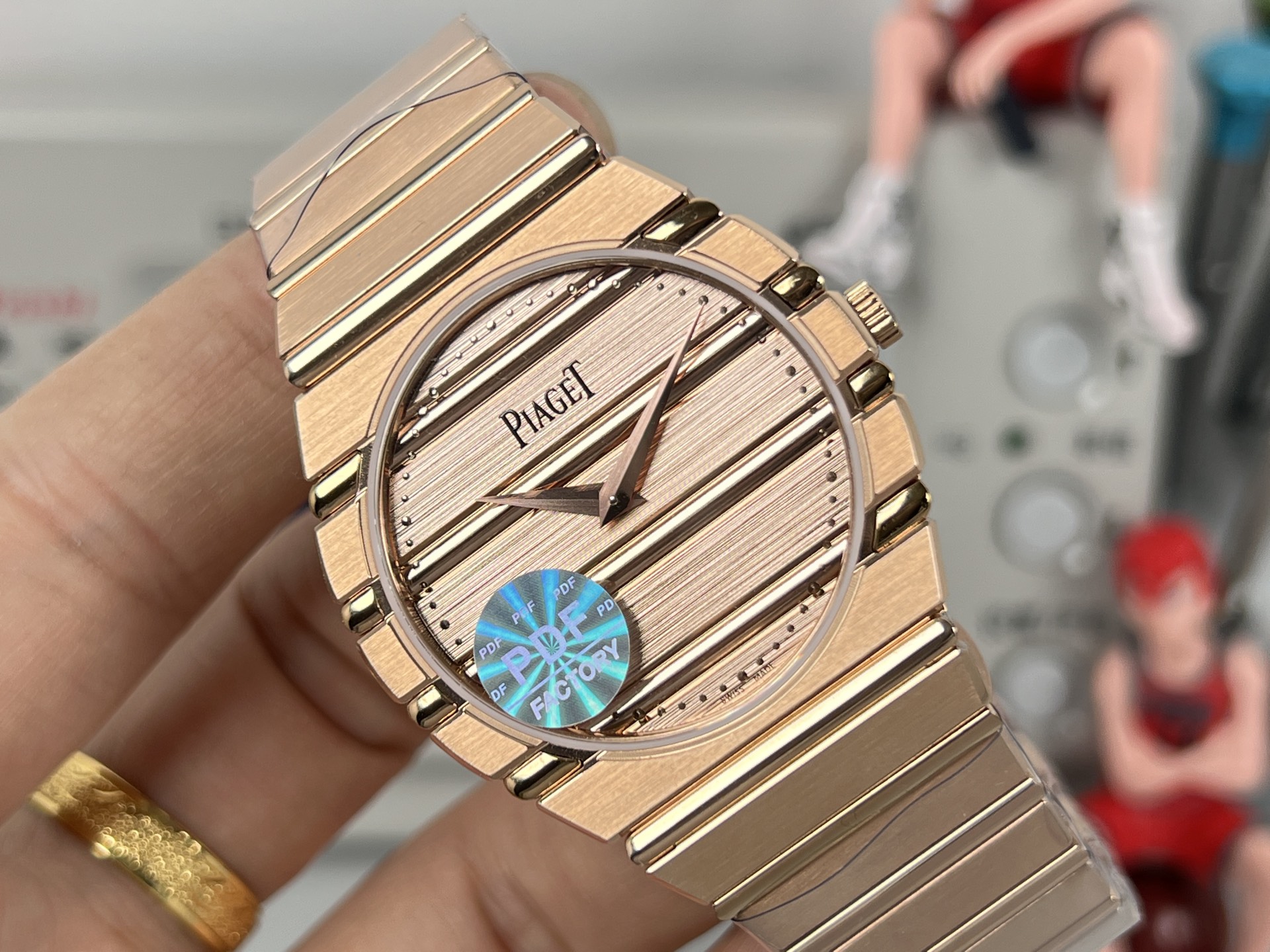 Piaget Polo Date rose gold case, bezel, dial and bracelet 42mm Men's Automatic