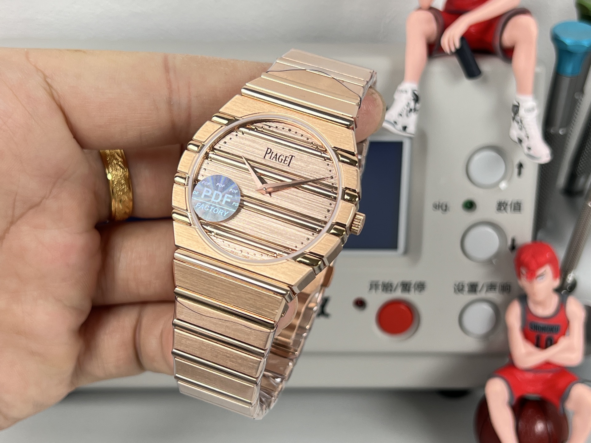 Piaget Polo Date rose gold case, bezel, dial and bracelet 42mm Men's Automatic