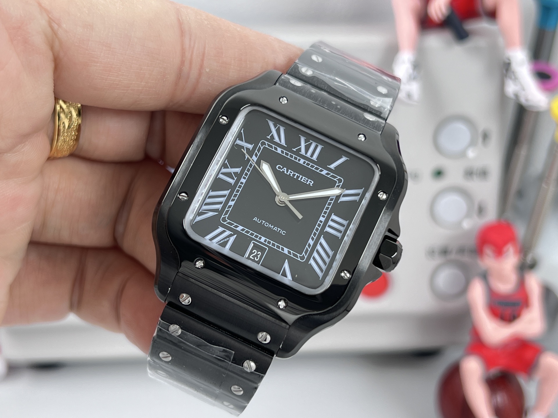 Cartier Santos de Cartier Caja y bisel ADLC negros, esfera negra, brazalete negro 39,8 mm Automático para hombre