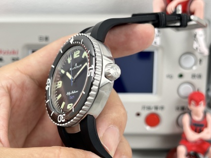 Blancpain Fifty Fathoms Tech 5029 12B30 94A detail 6
