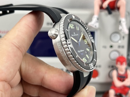 Blancpain Fifty Fathoms Tech 5029 12B30 94A detail 7