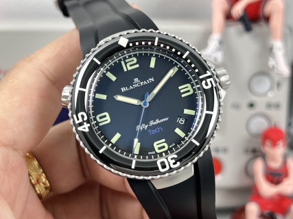 Blancpain Fifty Fathoms Tech 5029 12B30 94A detail 2