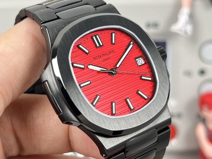 Patek Philippe Nautilus 5711 Custom detail 4