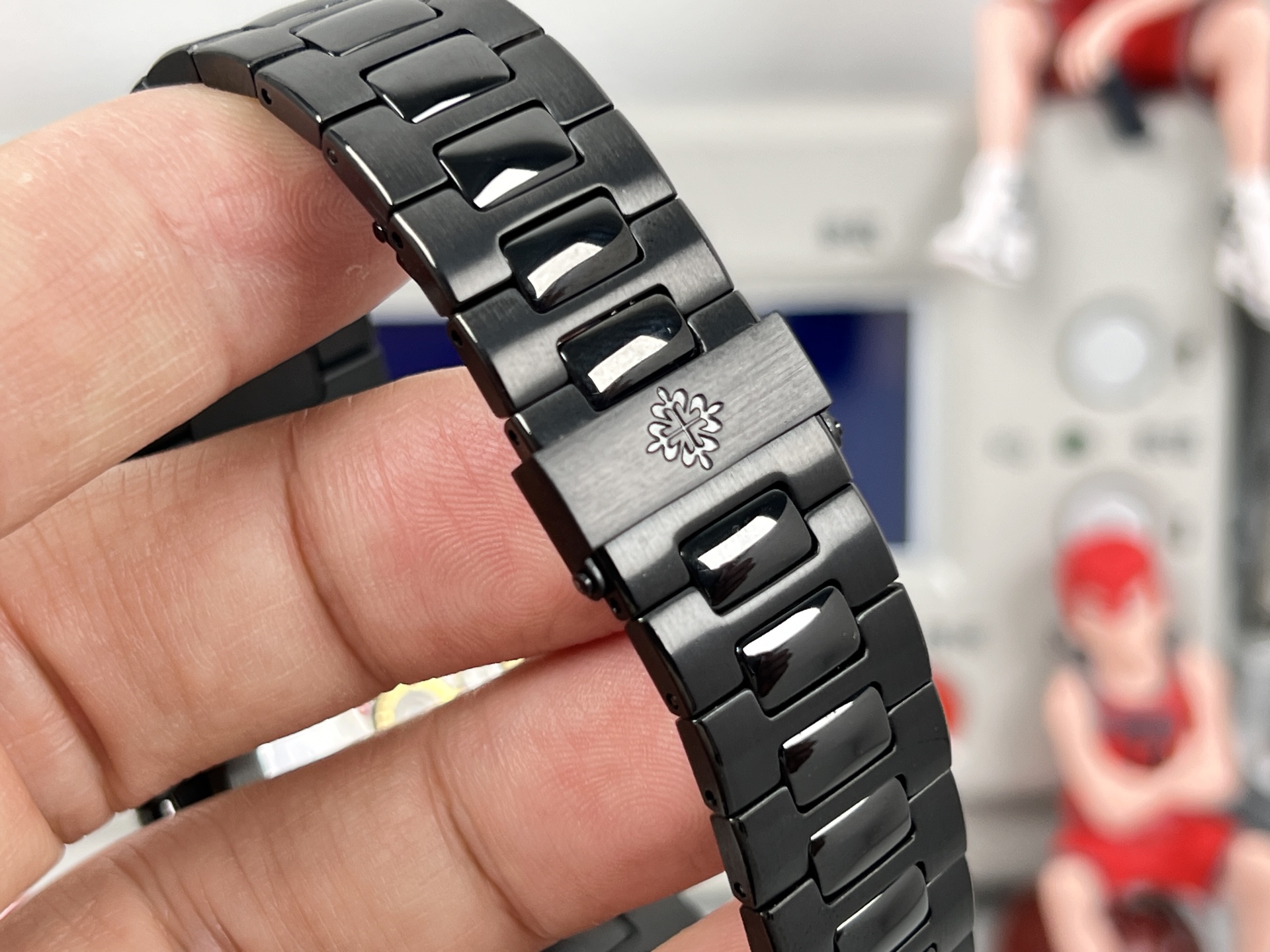 Patek Philippe Nautilus 5711 Custom detail 7