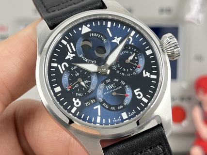 IWC Big Pilot's Watch Perpetual Calendar IW503605 detail 4