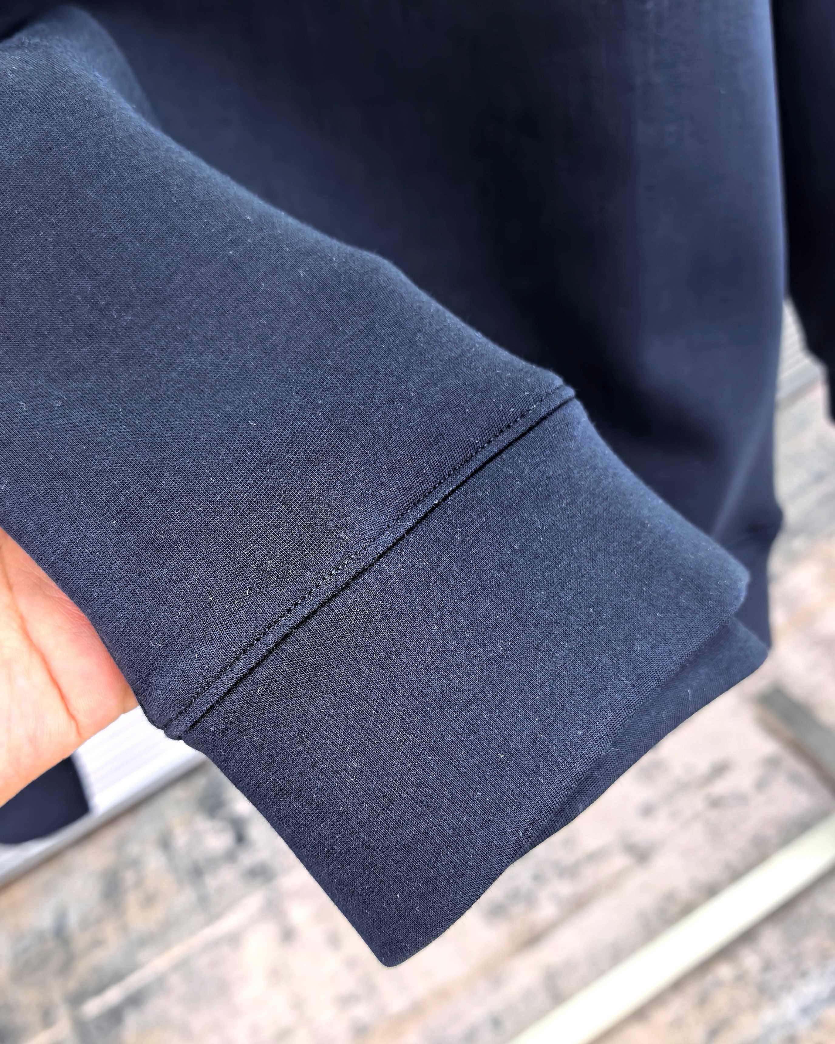 罗意威。2025早秋最新款卫衣，帅气时尚，胸前精致刺绣图案logo，简约百搭款。面料棉+氨纶不变形。上身